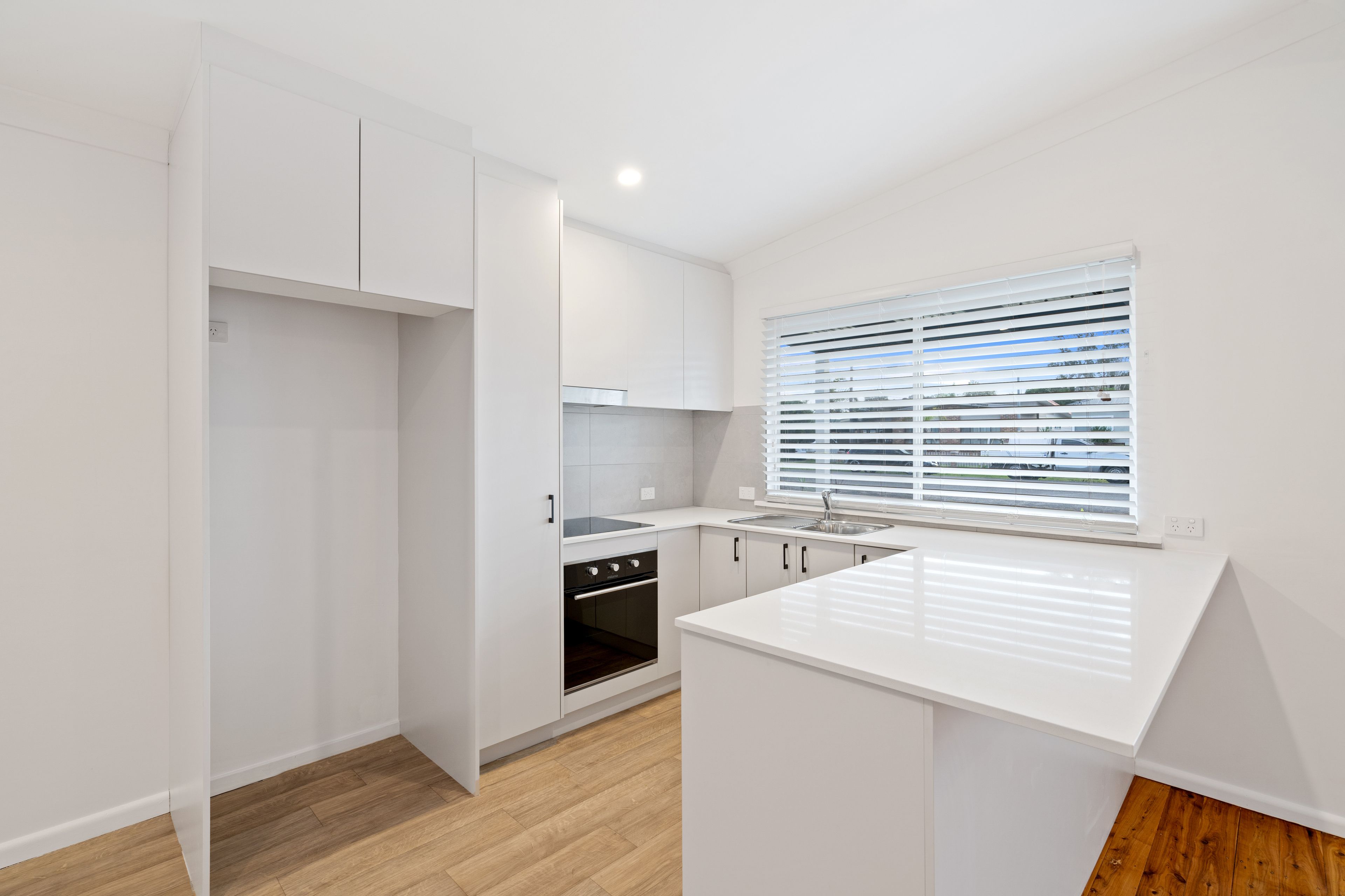 34 Flinders Avenue, Killarney Vale, NSW 2261