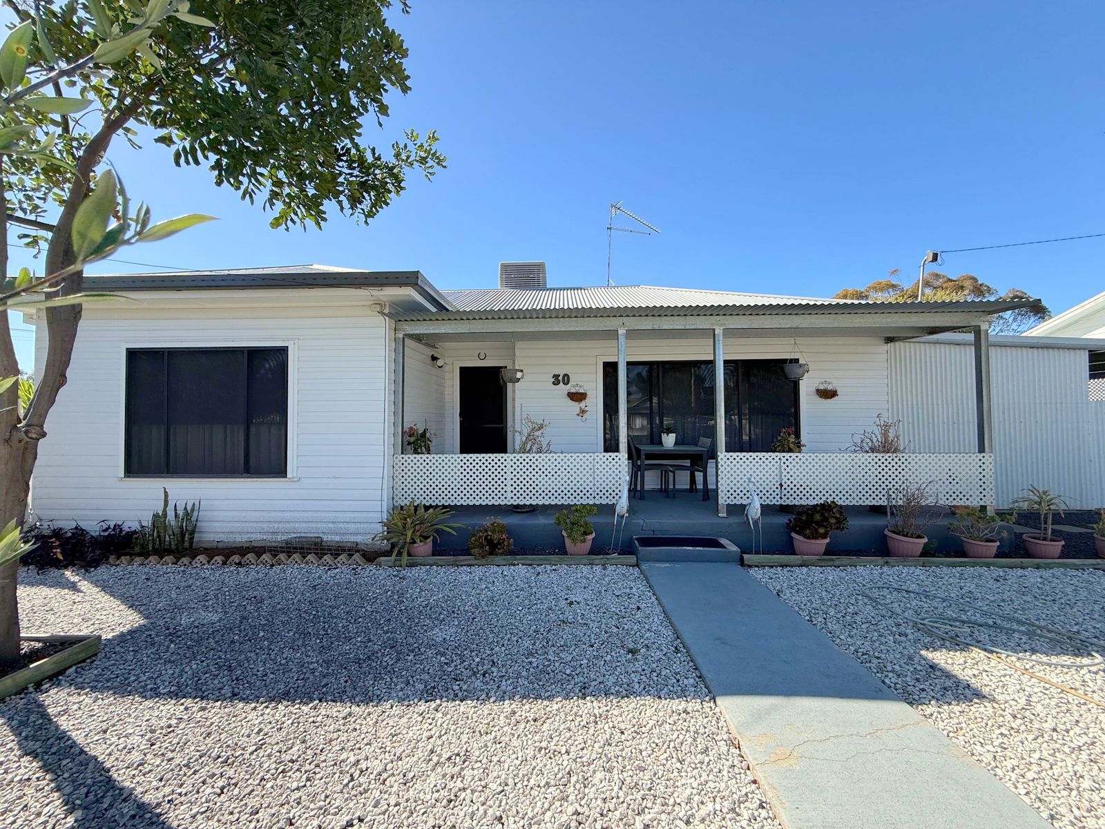 30 Oak Street, Moree, NSW 2400