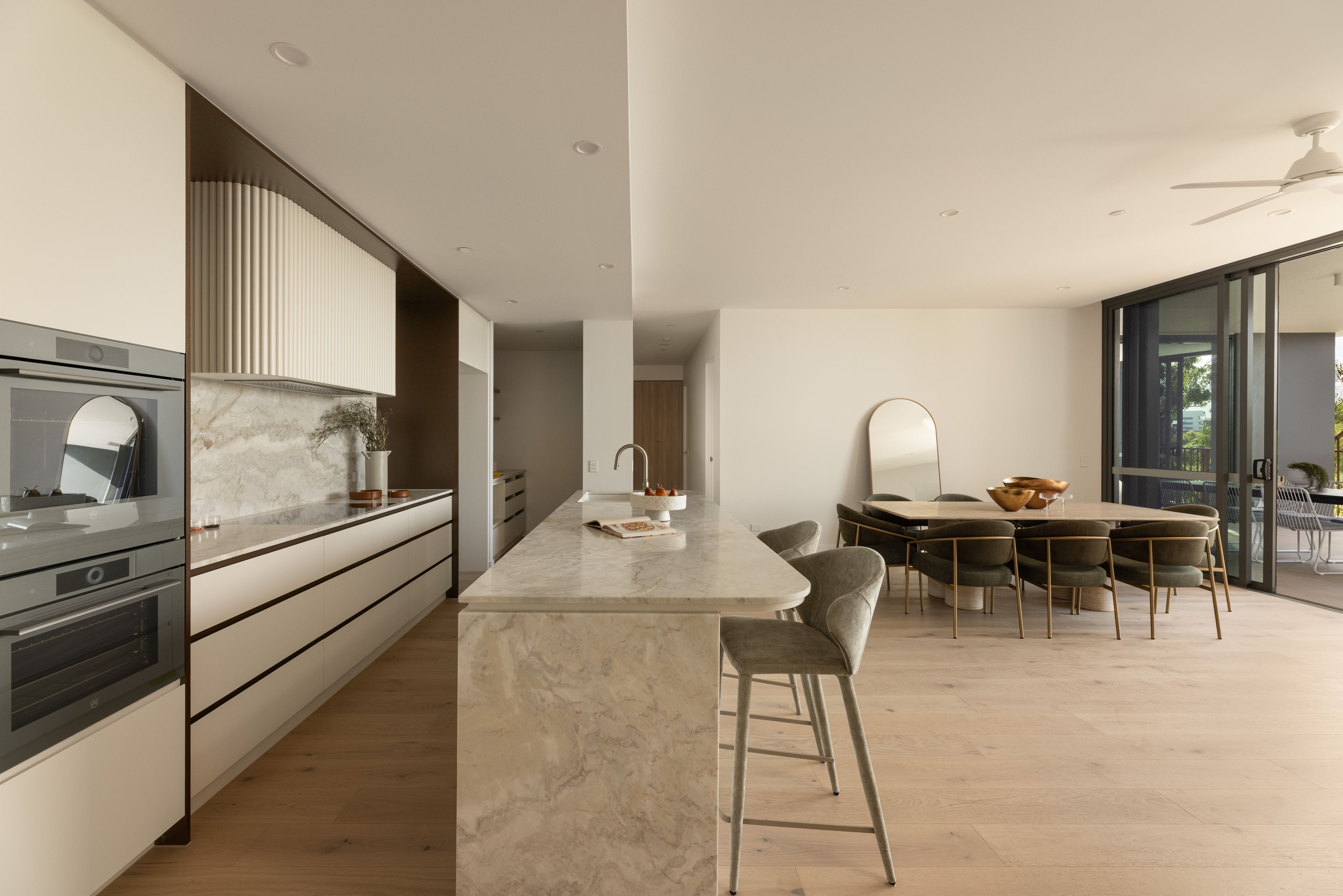 10405/600 Coronation Drive, Toowong, QLD 4066