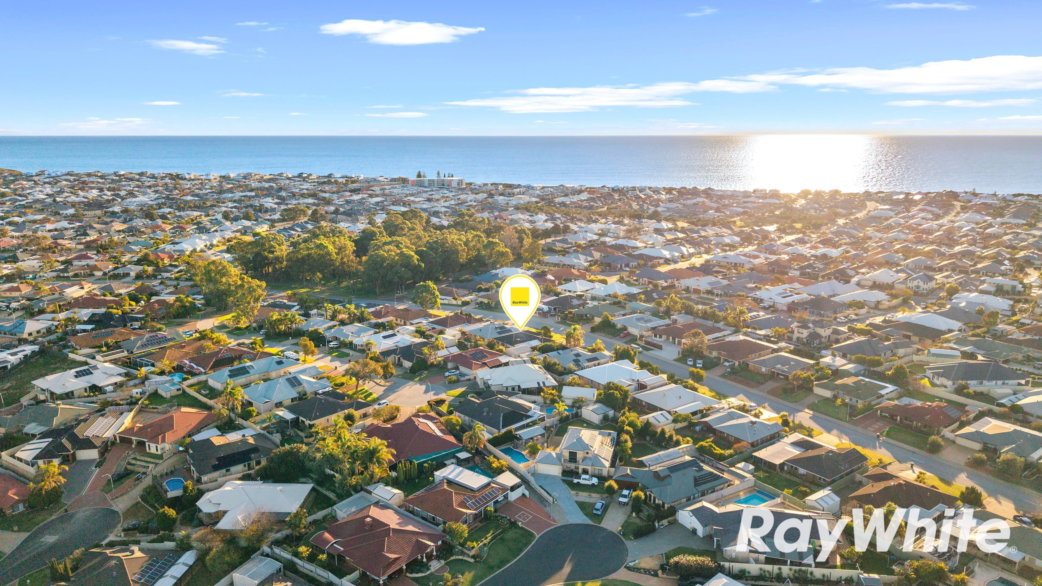 34 Floribunda Avenue, Halls Head, WA 6210