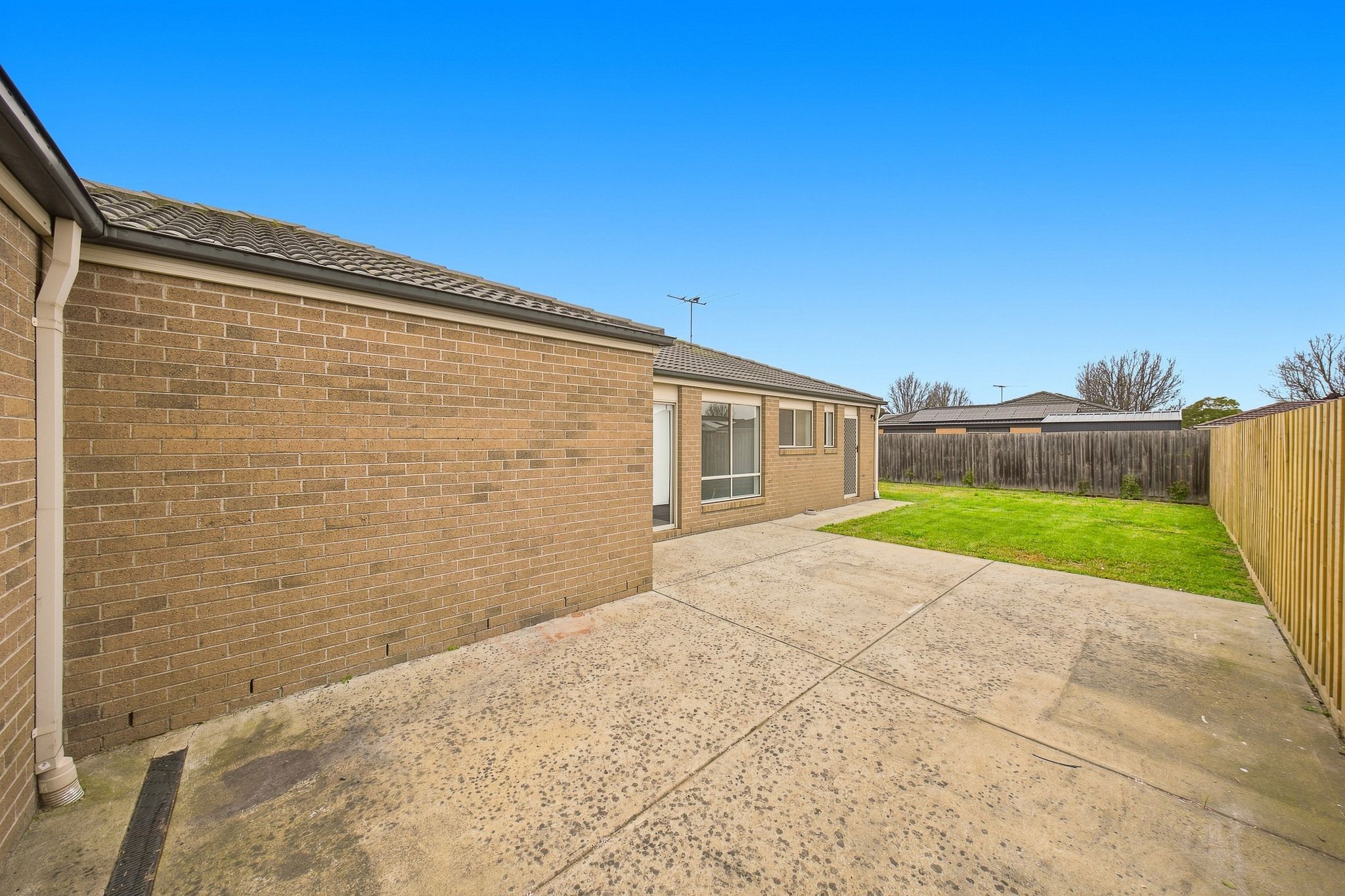 77 Breens Road — photo 4 of 17