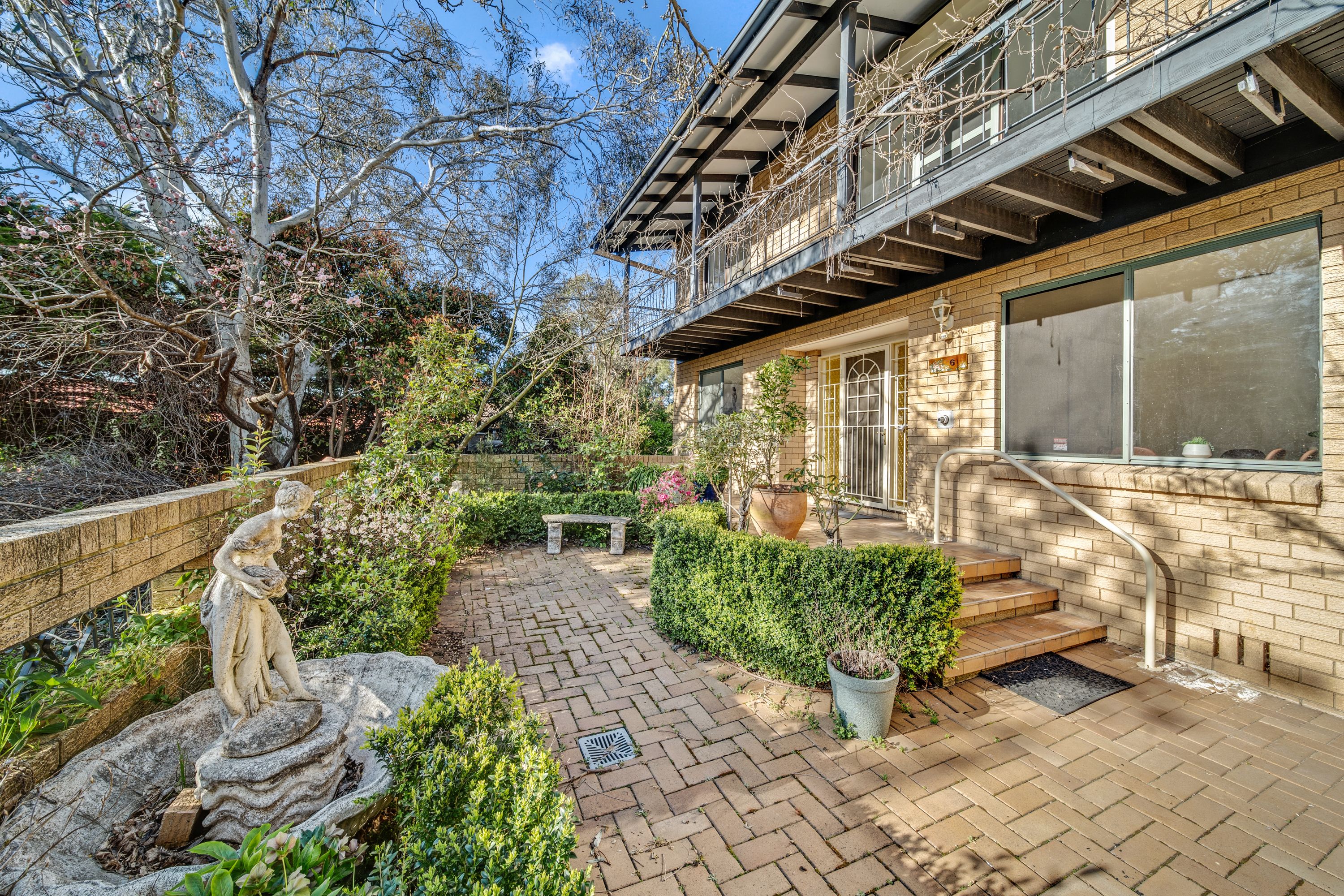 6 Anningie Place, Hawker ACT 2614