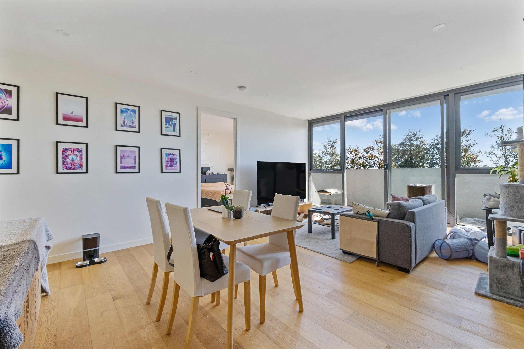 206/12 Camira Street — photo 9 of 27
