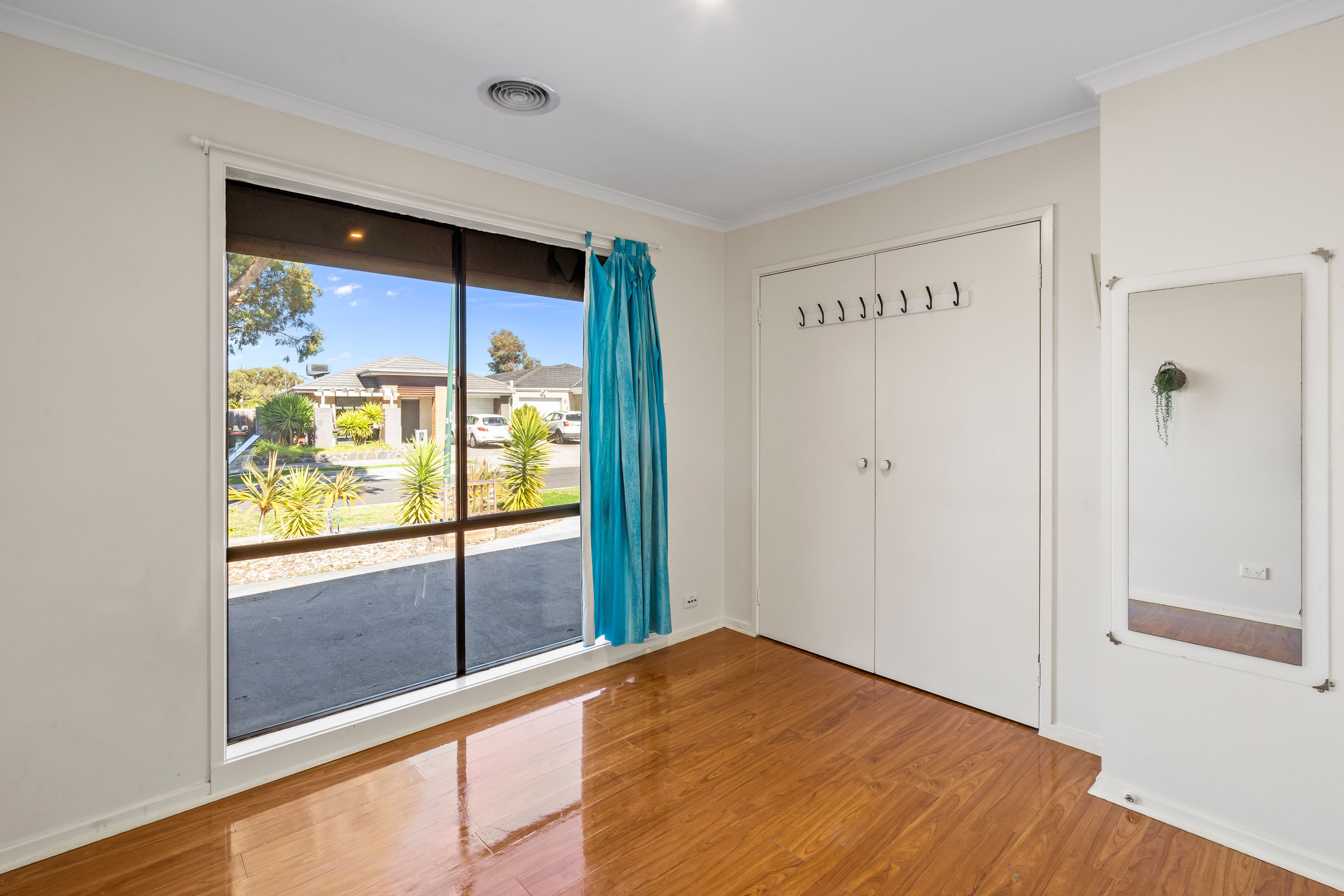 17 Cleeland Court — photo 7 of 11