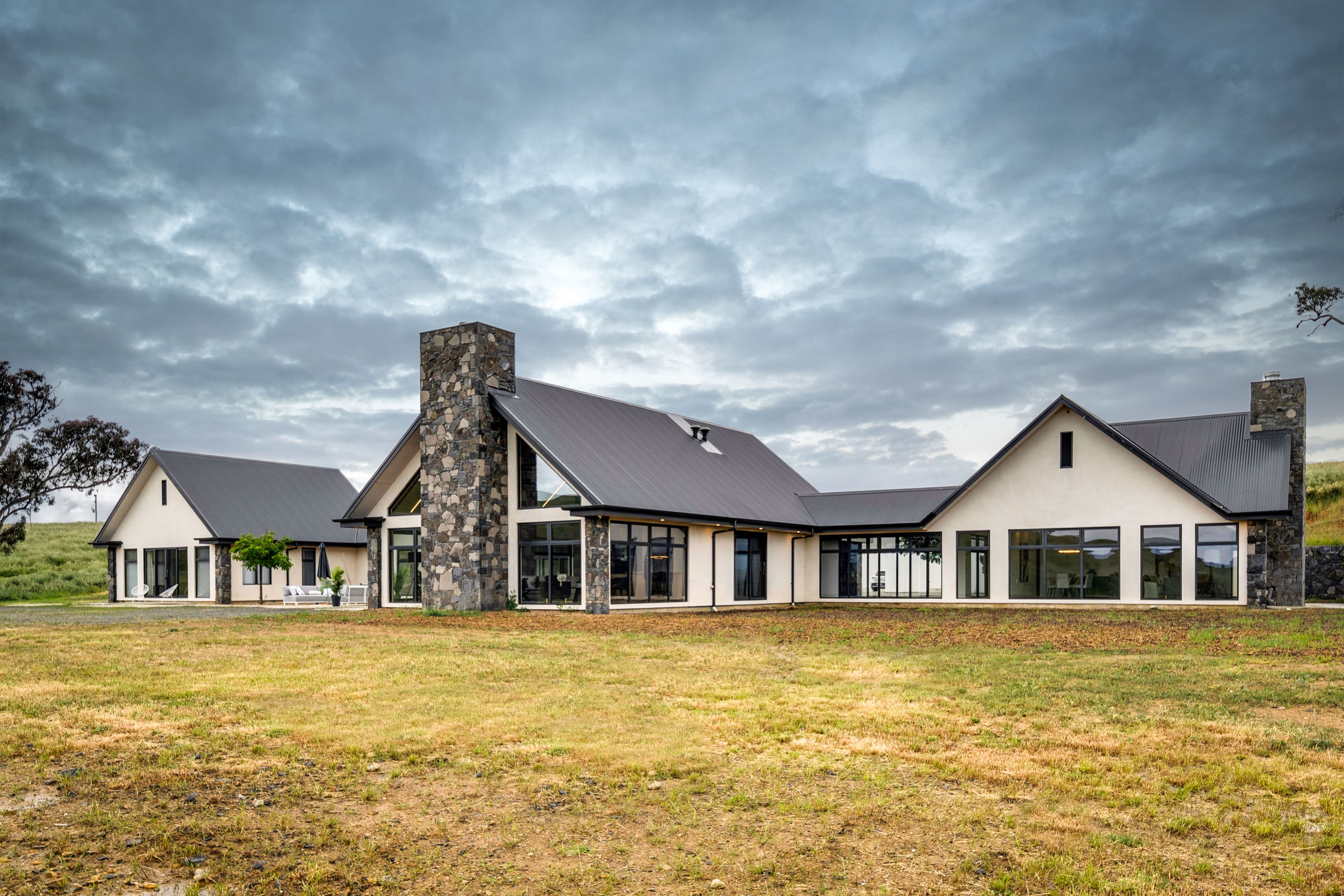 396 Oakey Creek Road, Wallaroo, NSW 2618