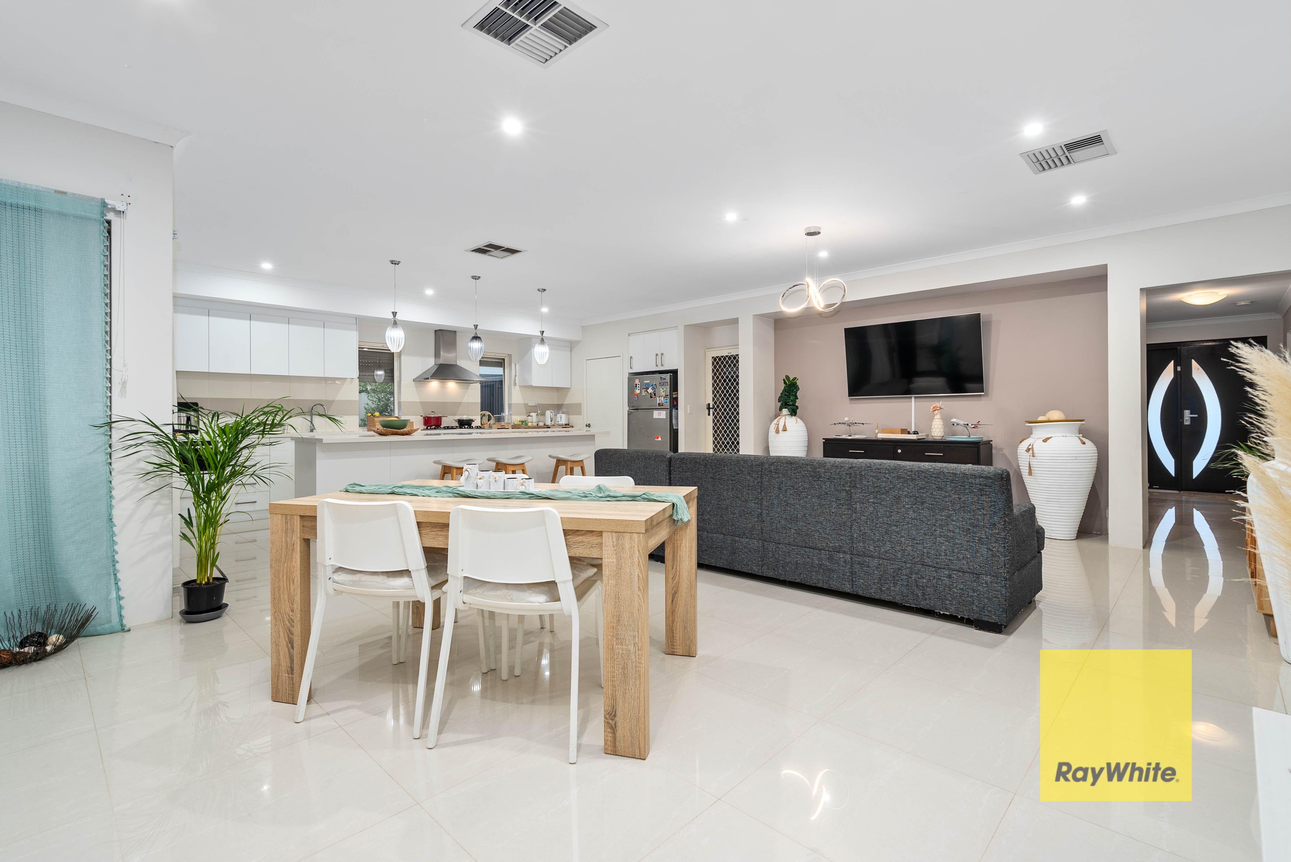 1 Mardo Lane — photo 9 of 26