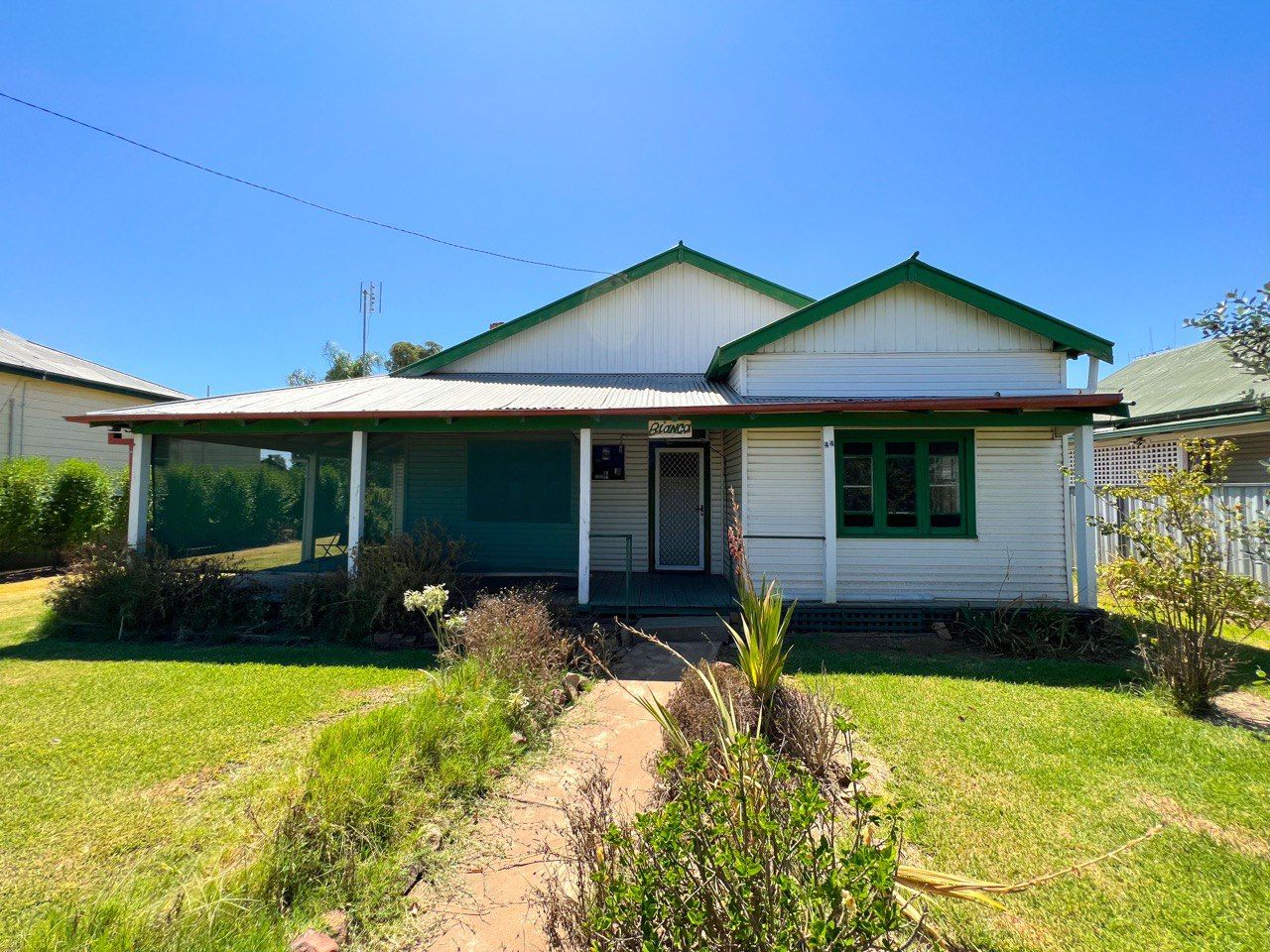 44 Flint Street, Forbes NSW 2871