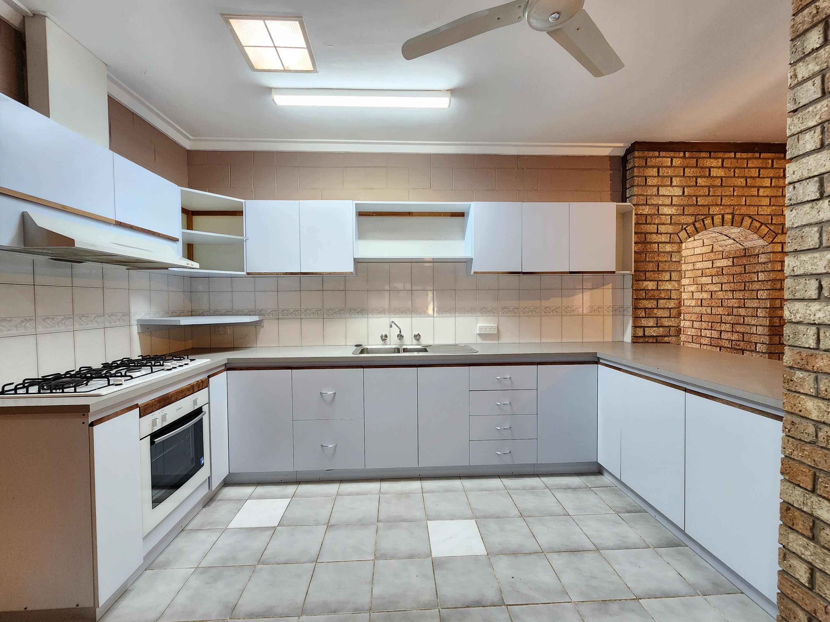 19 Hubble Street, Carnarvon, WA 6701