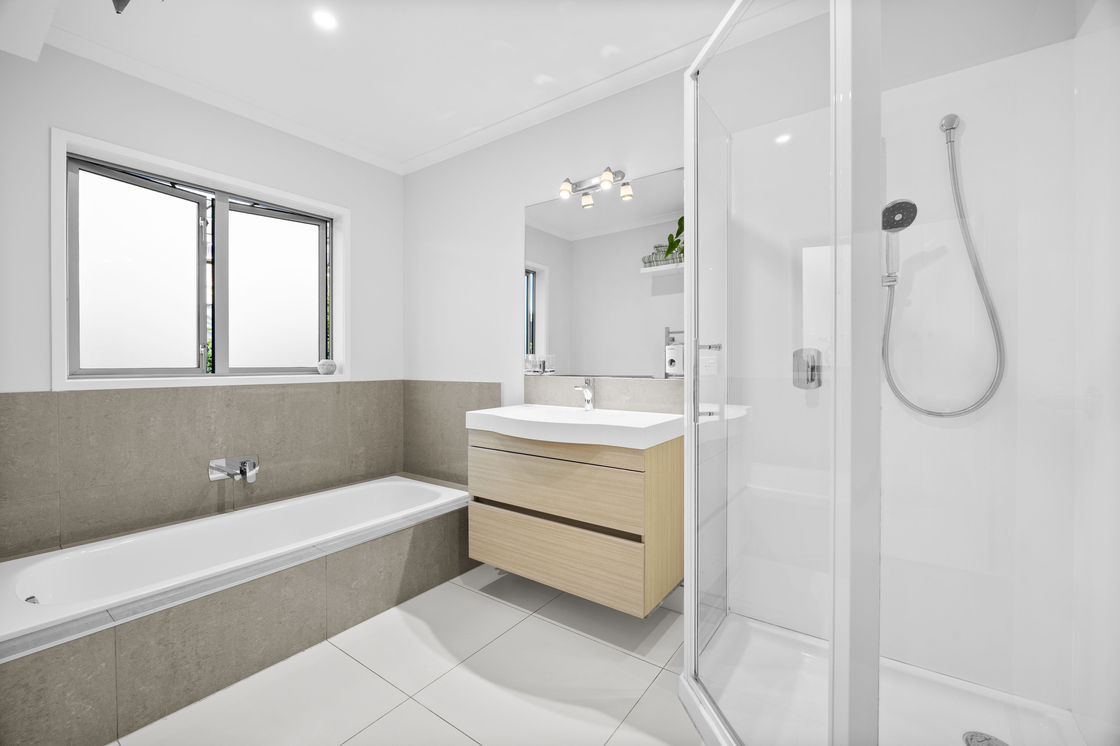 101 Waitakere Road, Waitakere, Waitakere City