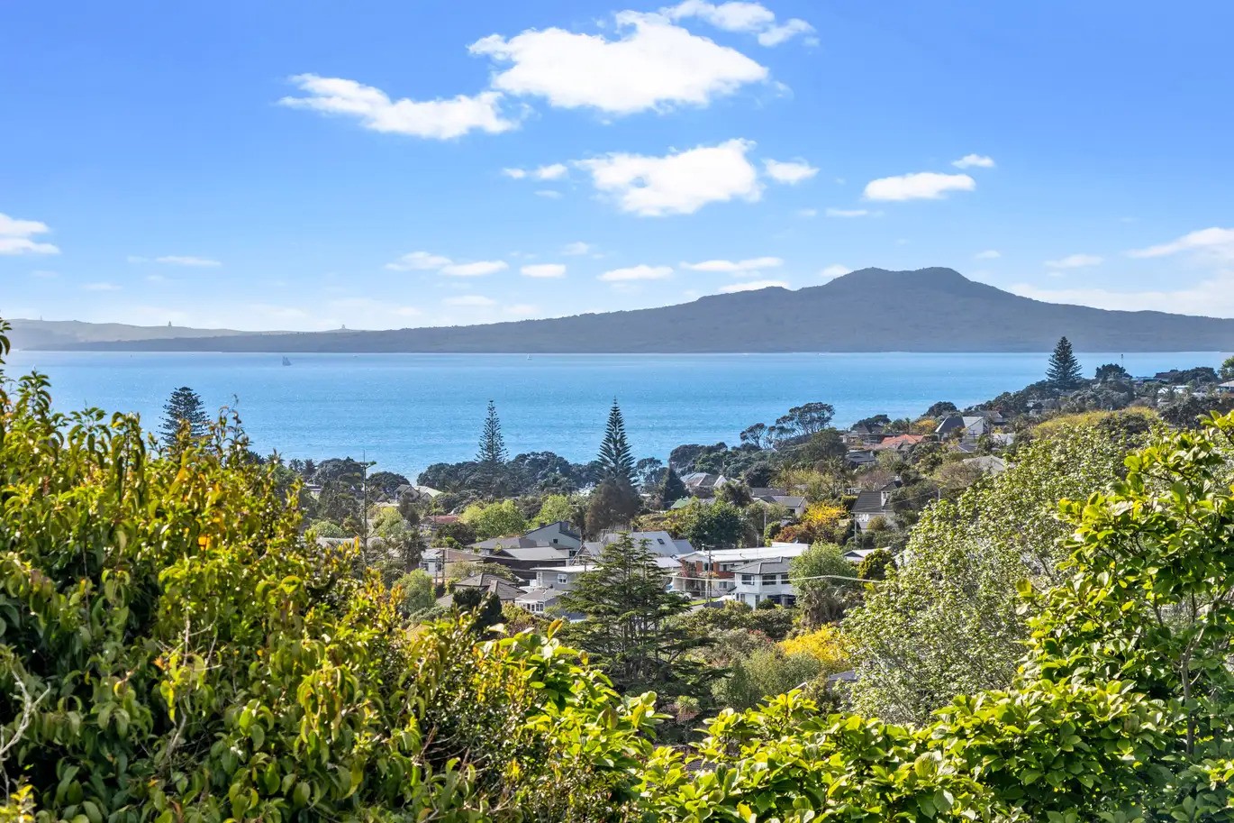 56C Knights Road, Rothesay Bay, North Shore City
