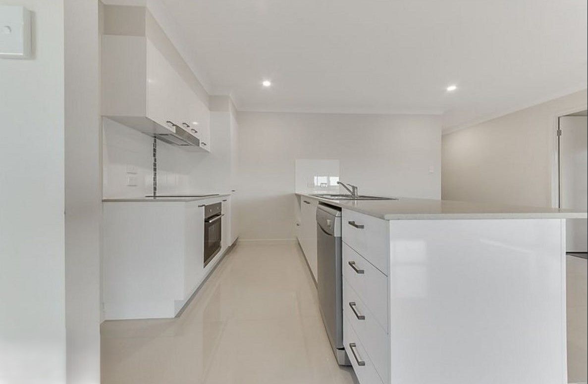 4 Morrisy Circuit, Hidden Valley, QLD 4703