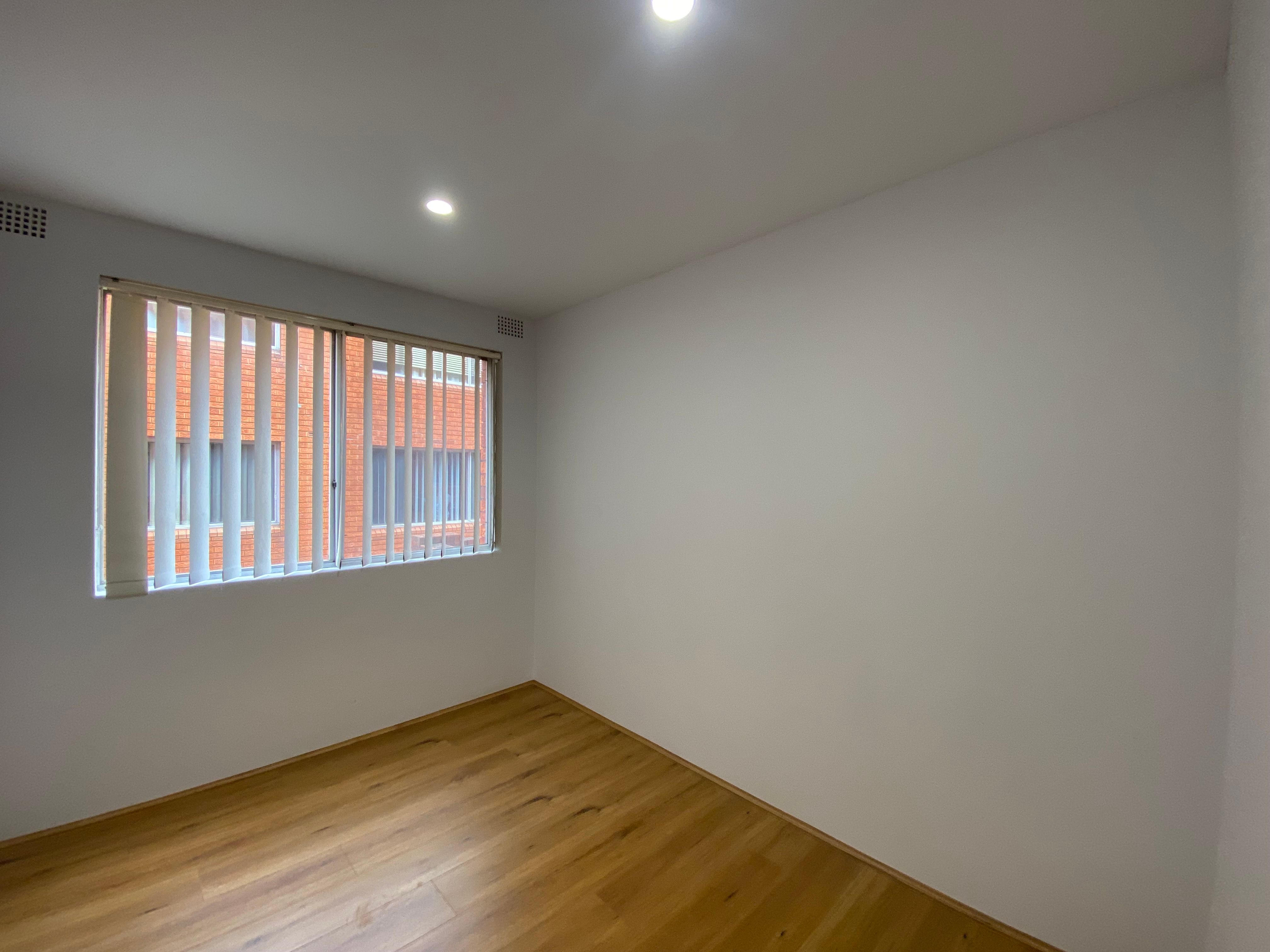1/13 Thurlow Street — photo 3 of 5