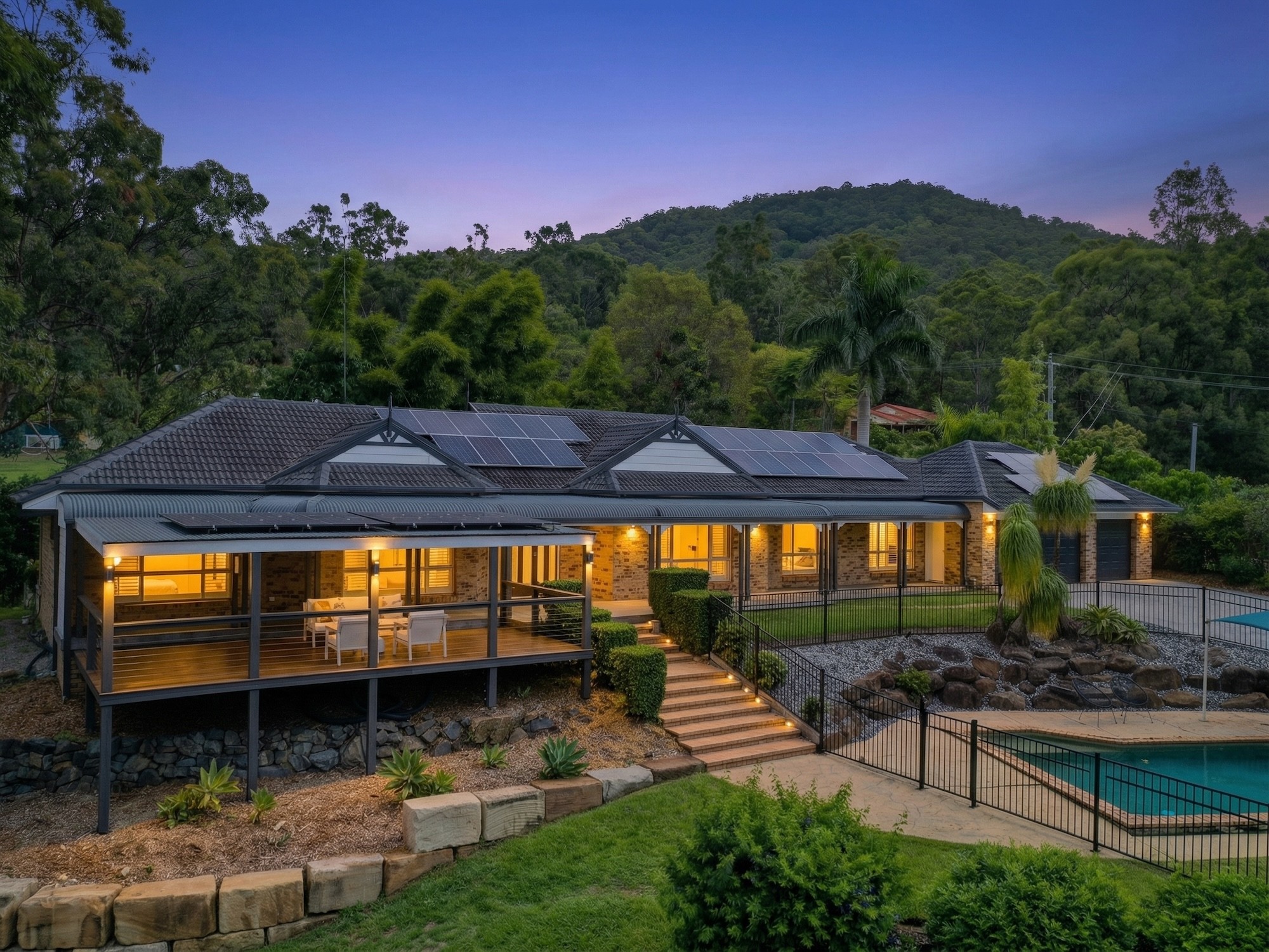 16 Xanadu Court, Tallai, QLD 4213