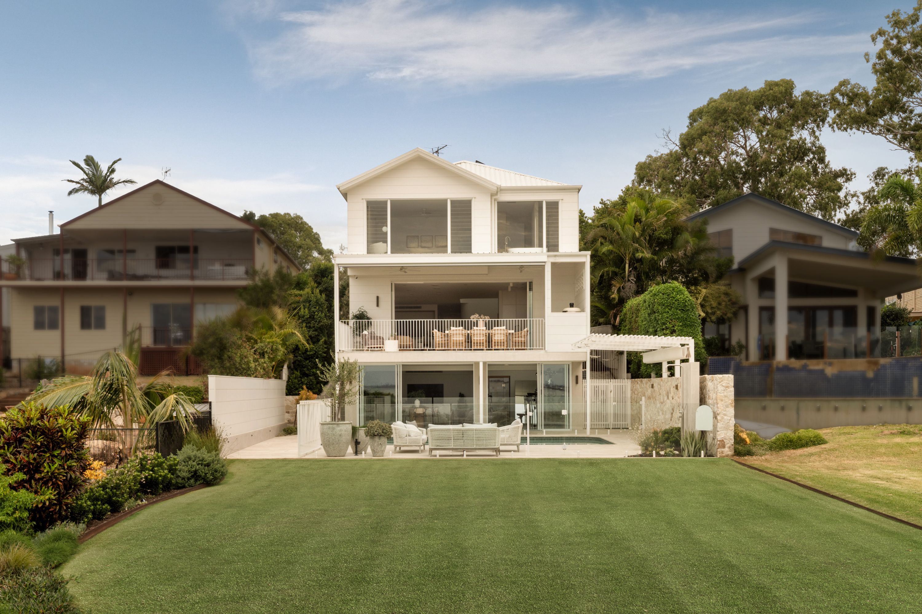 2 Beachcrest Road, Wellington Point, QLD 4160