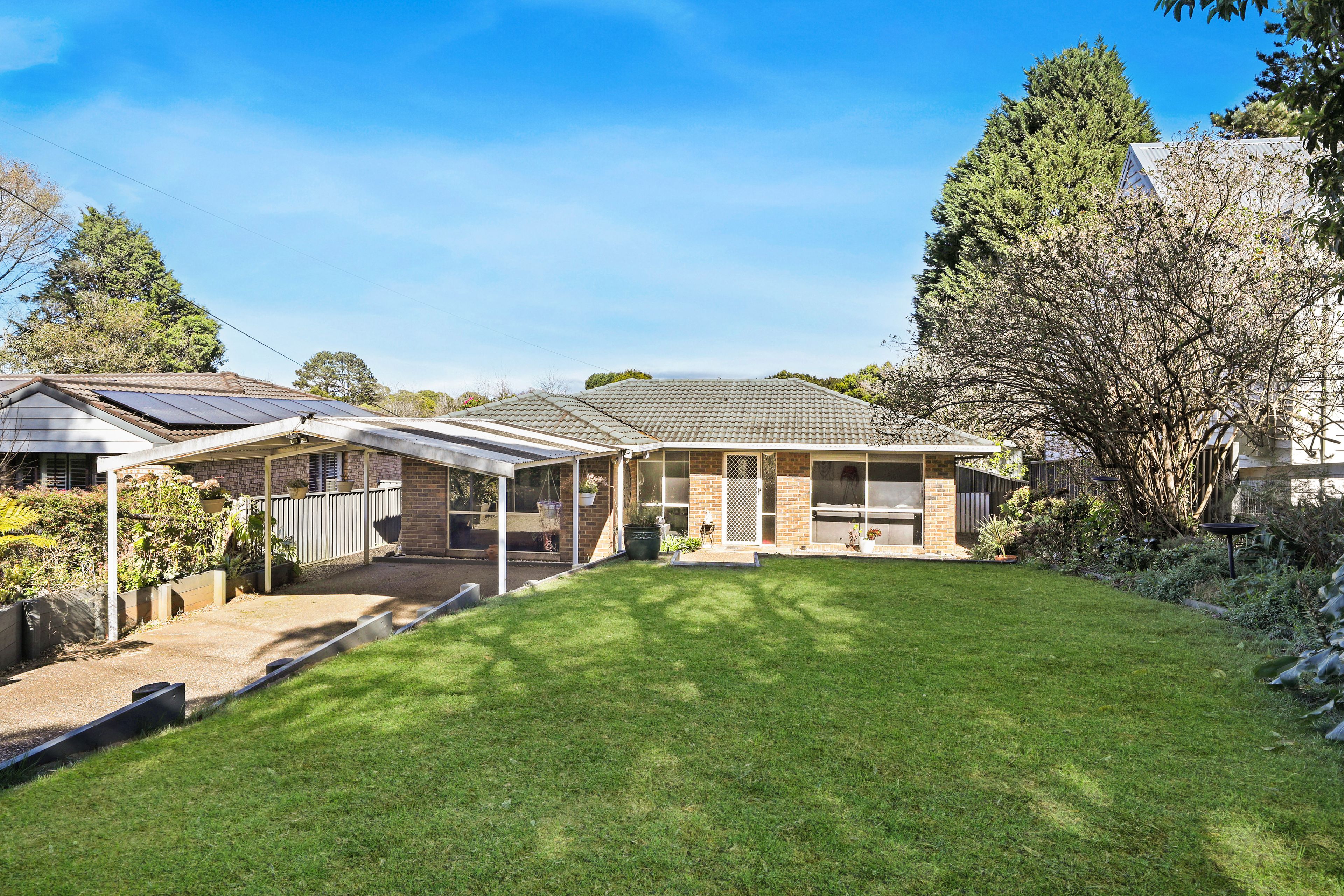 4 Fountaindale Road — photo from Ray White Bowral