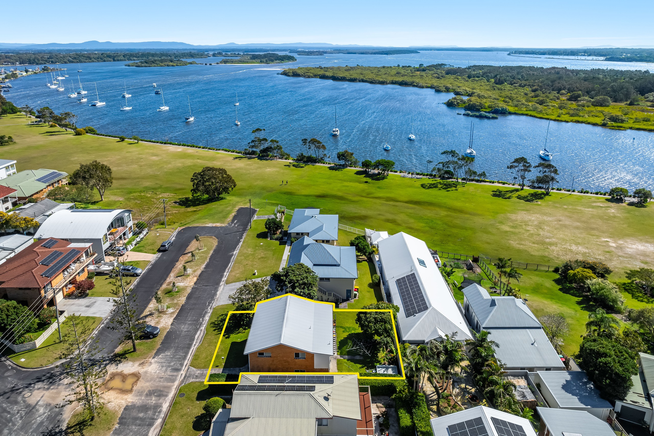 4 Claude Street, Yamba, NSW 2464