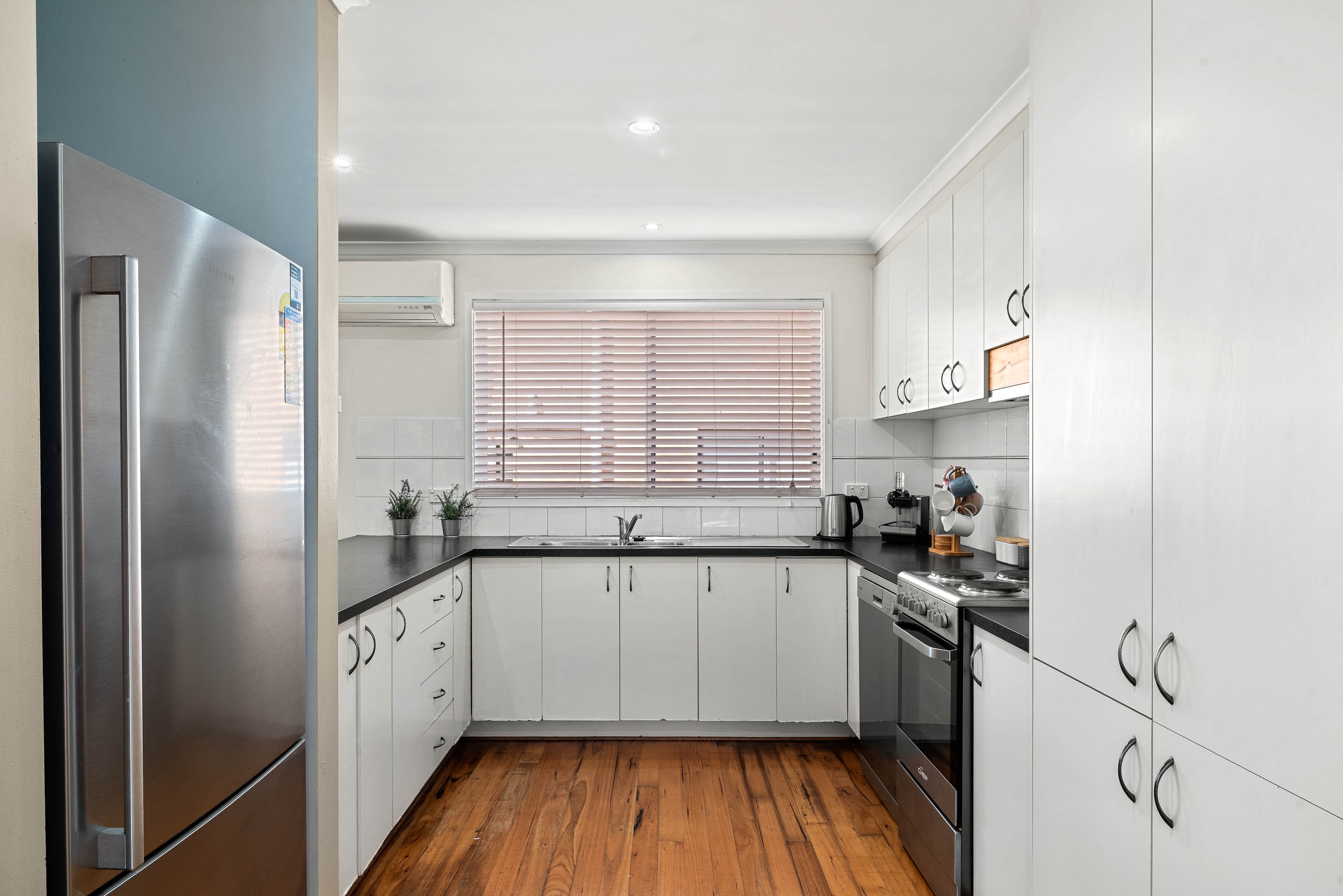 1 Malcalm Avenue, Surf Beach, VIC 3922