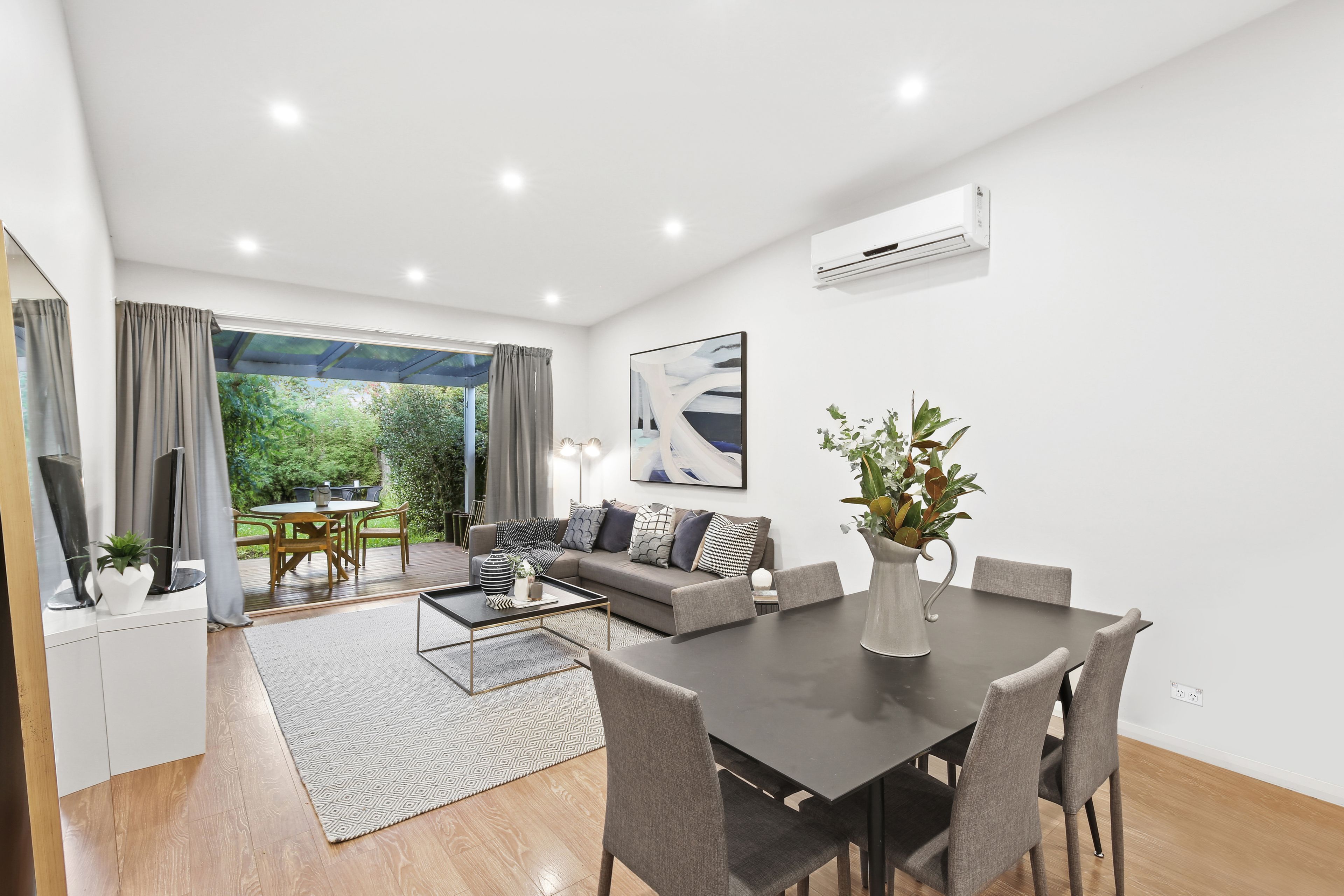 17 Burren Street
