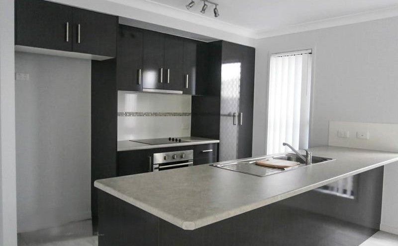 35 Pleasant Drive, Redbank Plains, QLD 4301