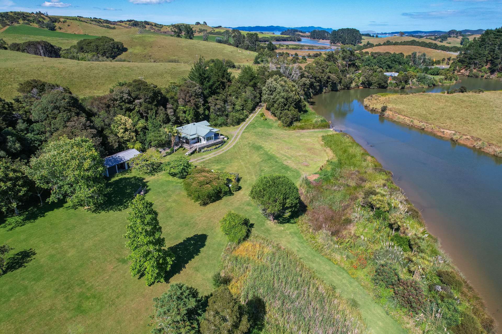 4398 Kawhia Road photo 19