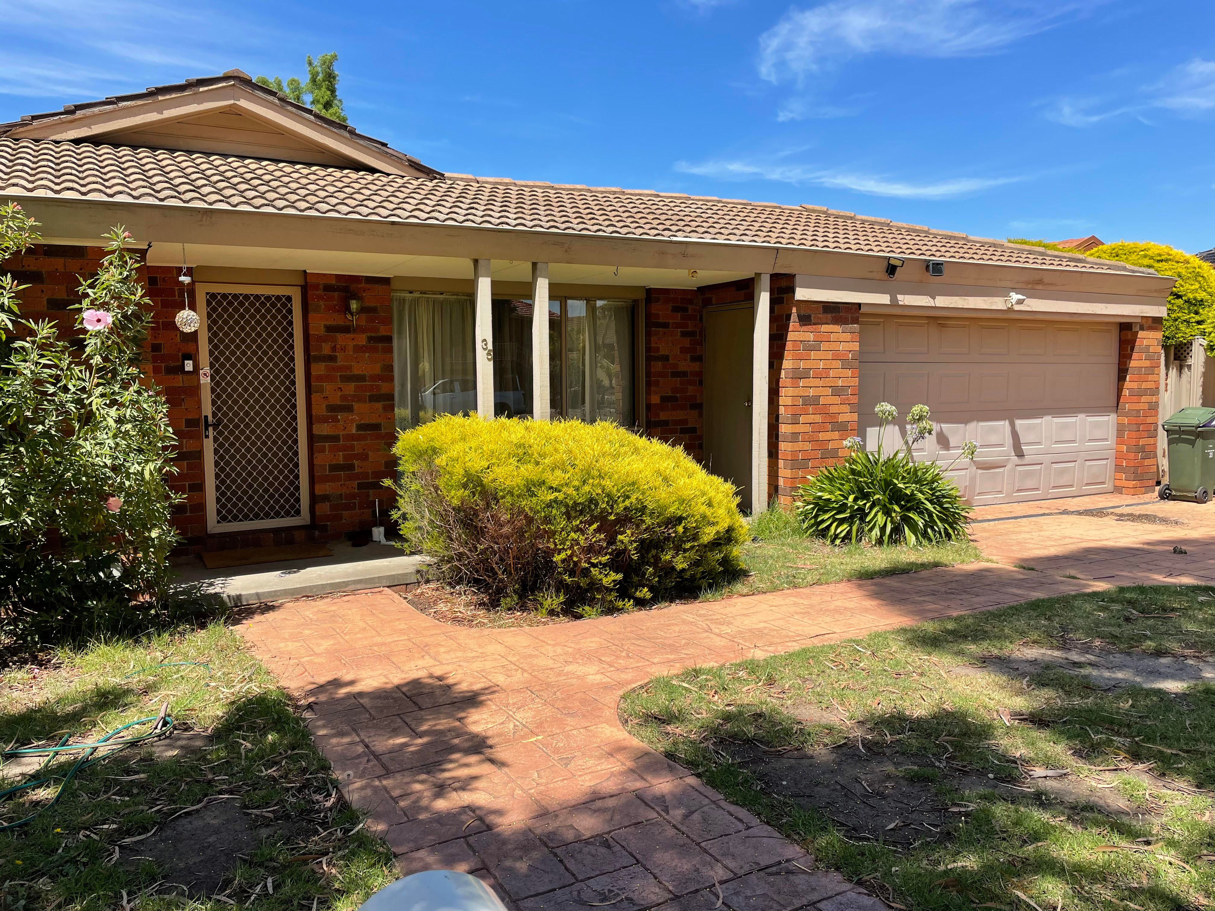 35 Blossom Park Drive, Mill Park, VIC 3082