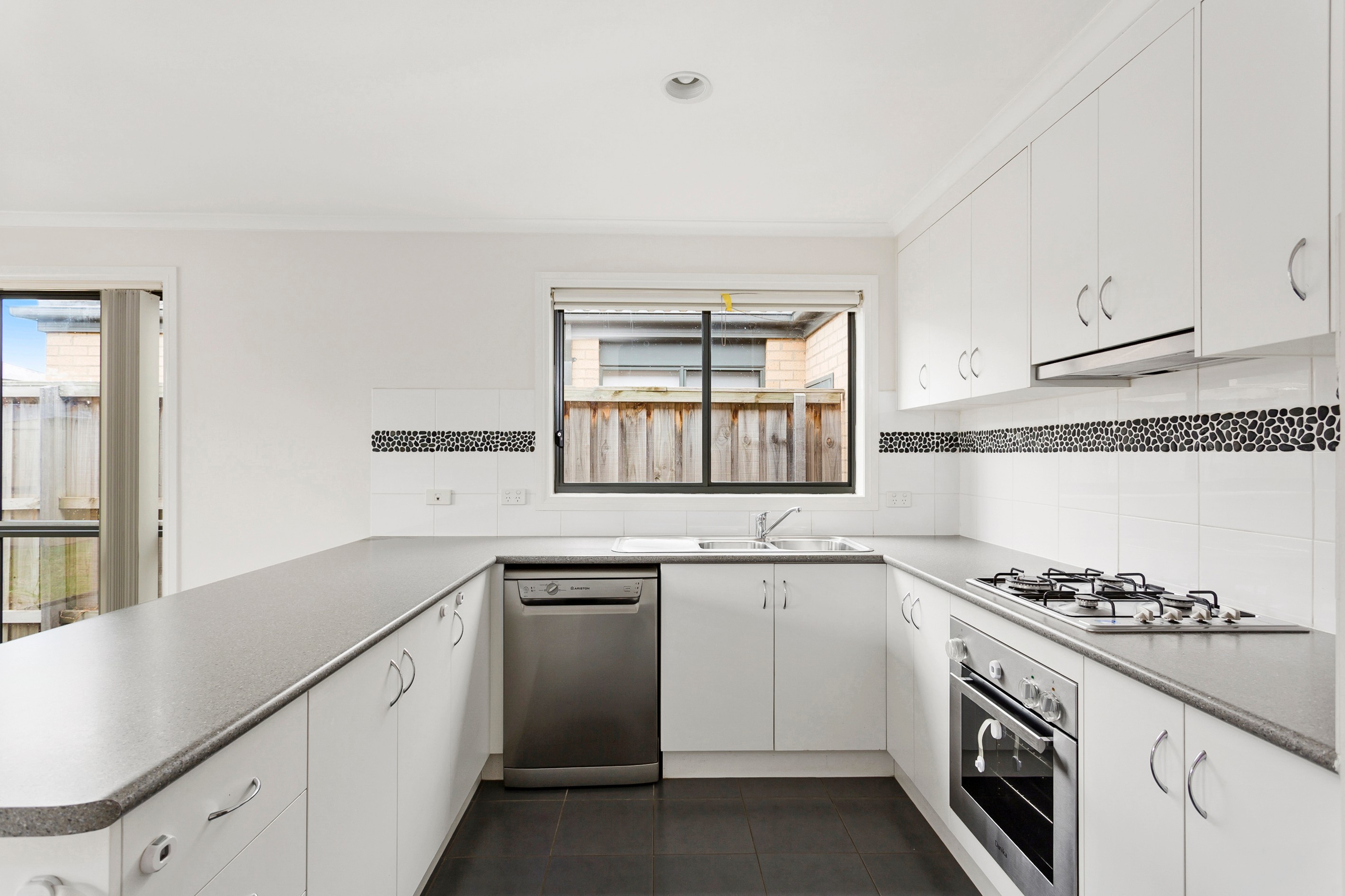 18/7 Syme Road, Pakenham, VIC 3810