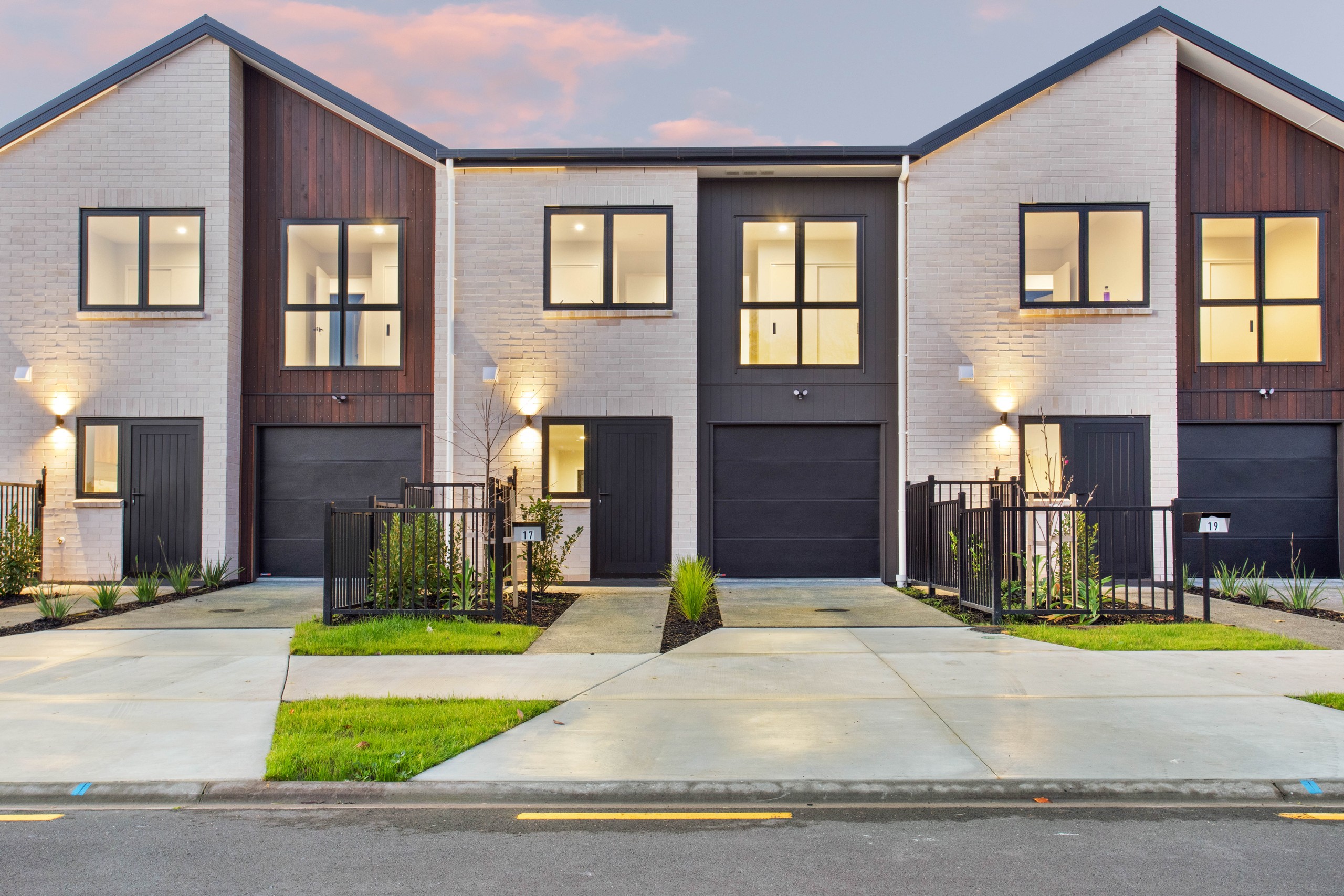 13-17 Paretaiuru Crescent, Papakura, Papakura