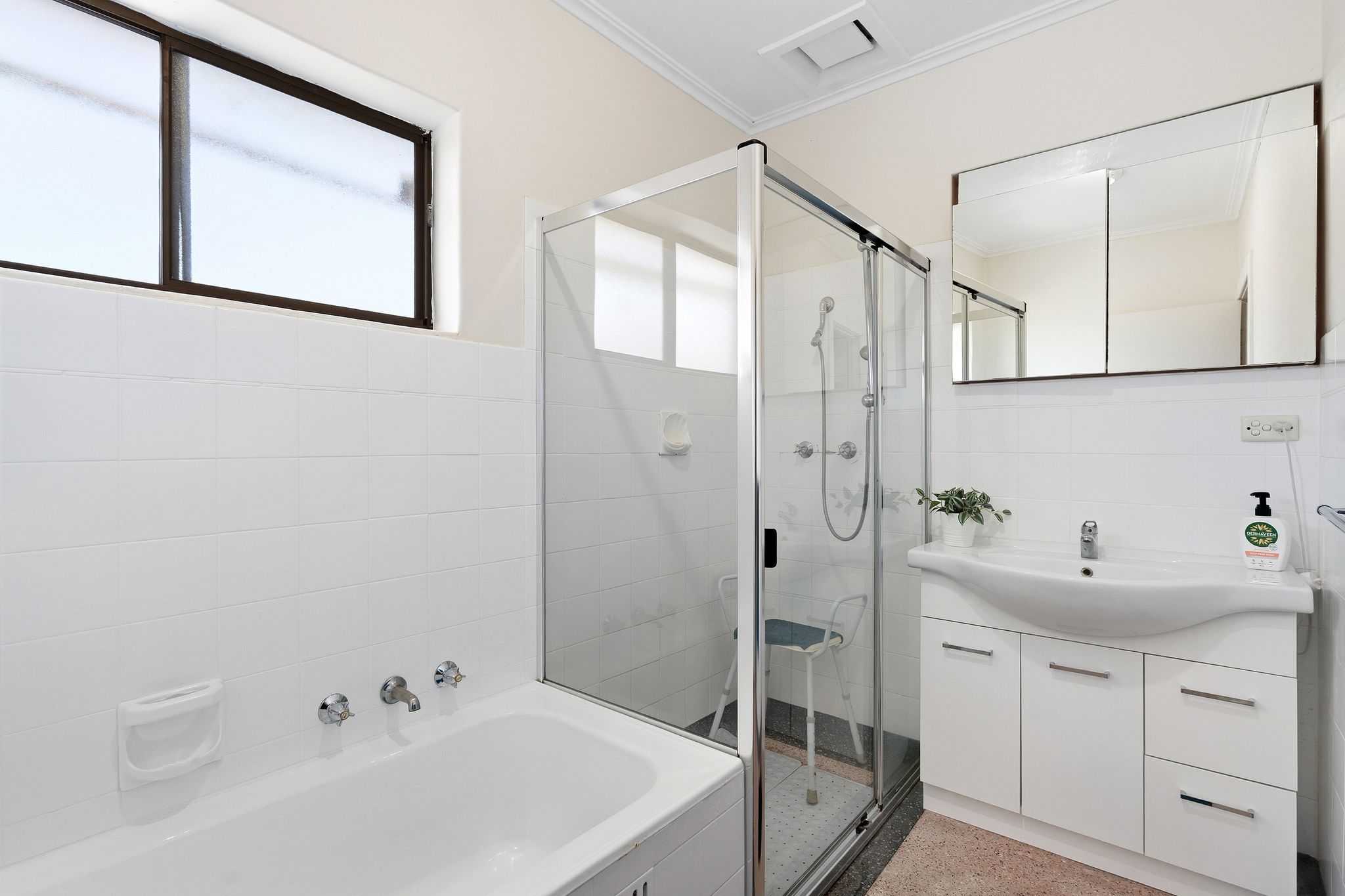 9 & 11 Kingswell Avenue — photo 10 of 28