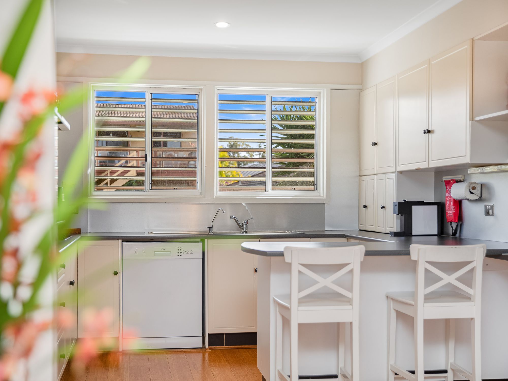 101 Gamban Road — photo 11 of 29