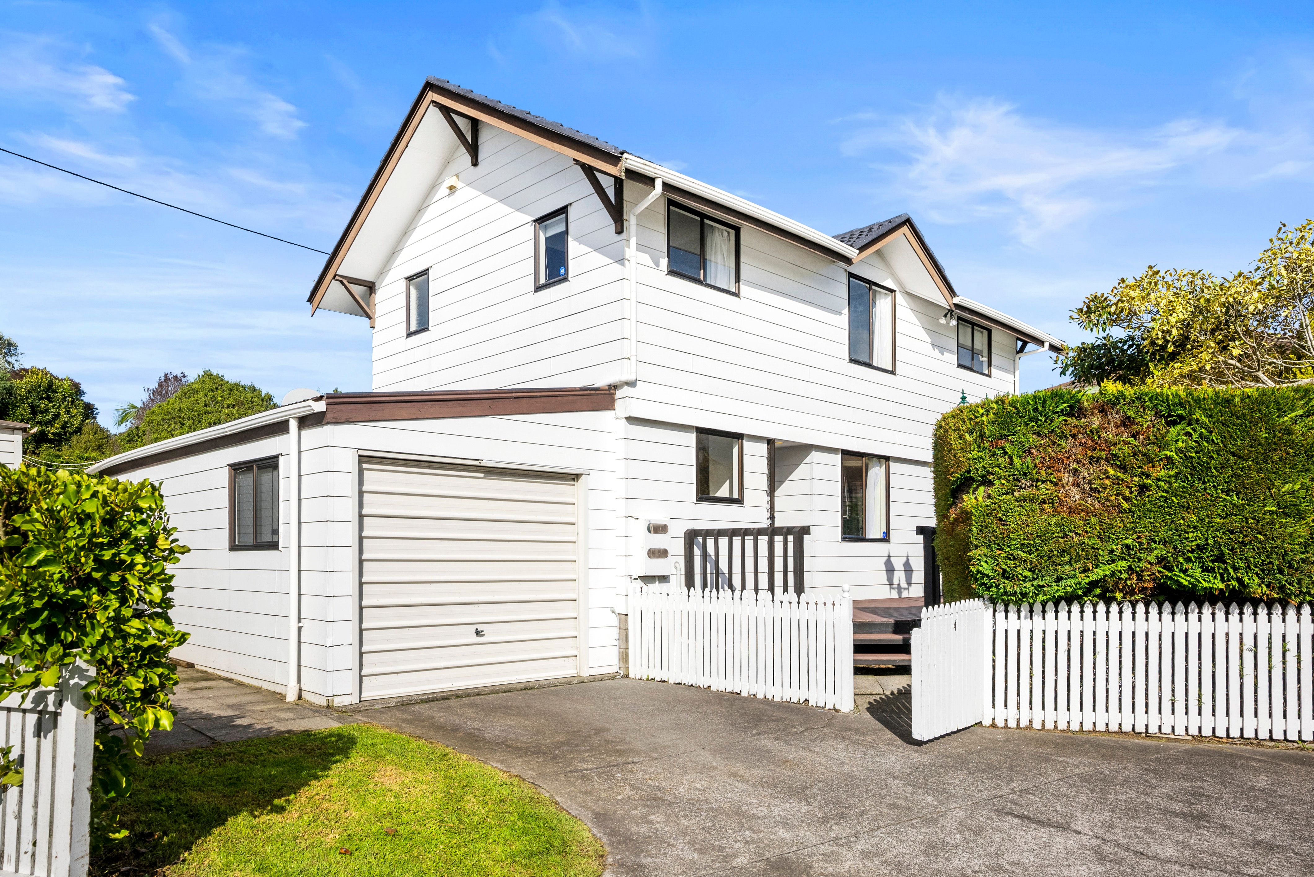 4/157 Chivalry Road, Glenfield, North Shore City