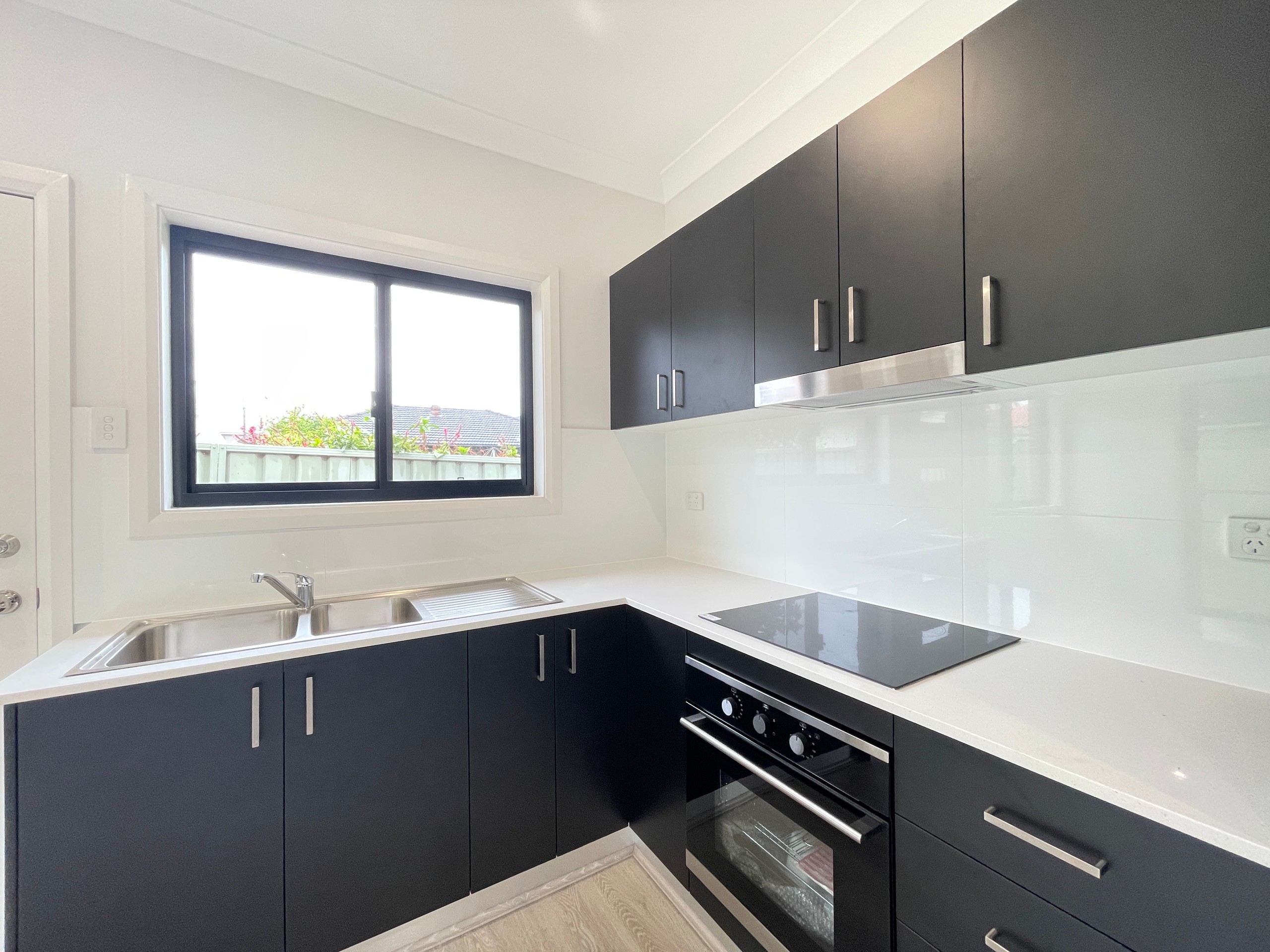 1/164 Belmore Road North, Riverwood, NSW 2210