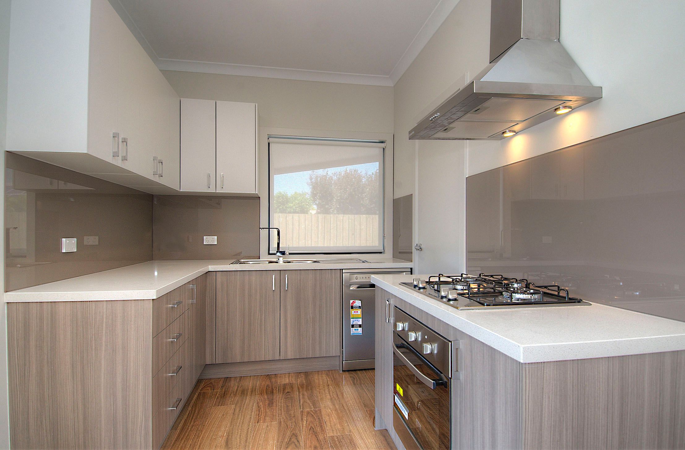 2/17 Lambourne Avenue, Rowville, VIC 3178