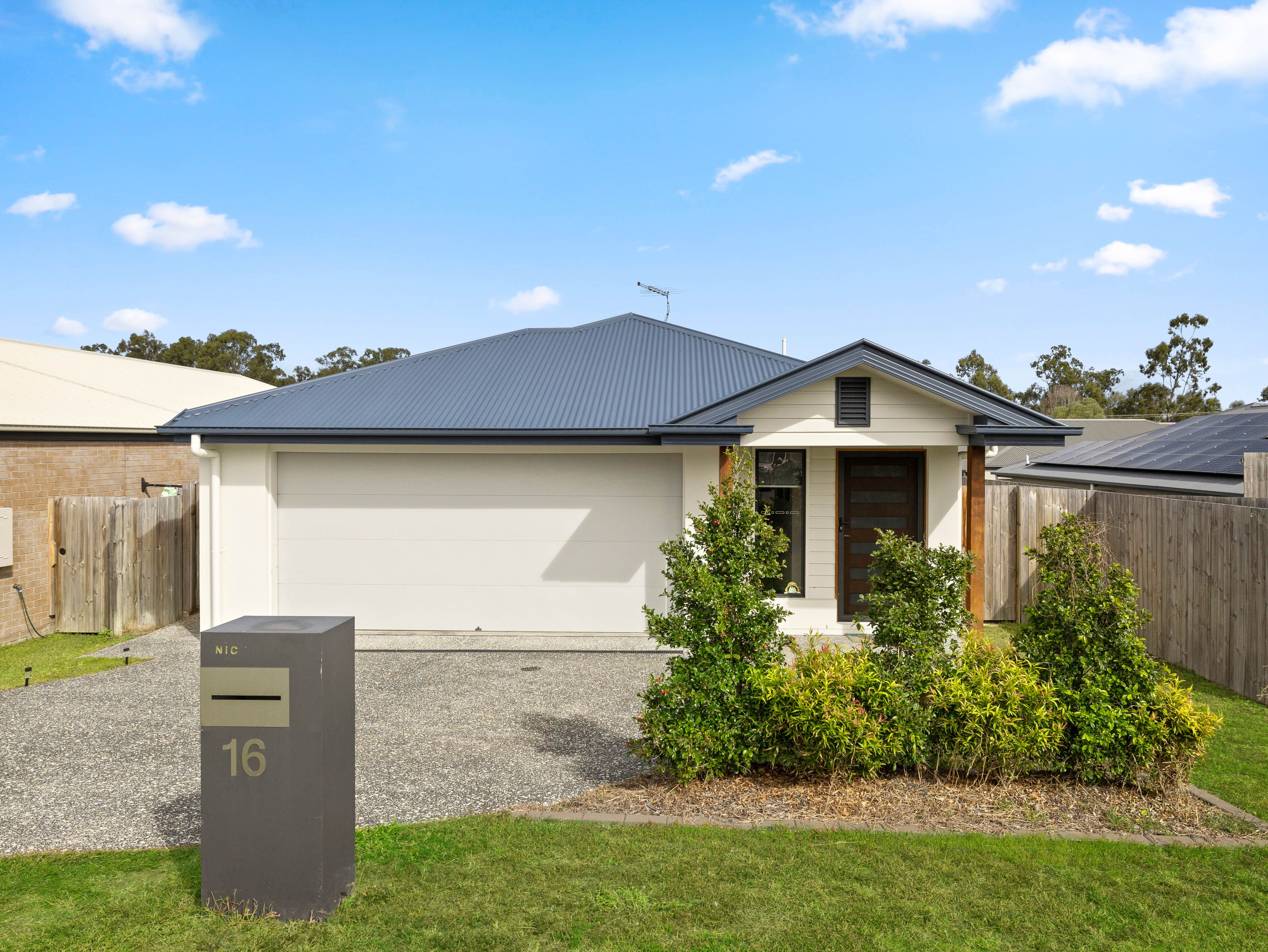 16 Priestly Place, Redbank, QLD 4301