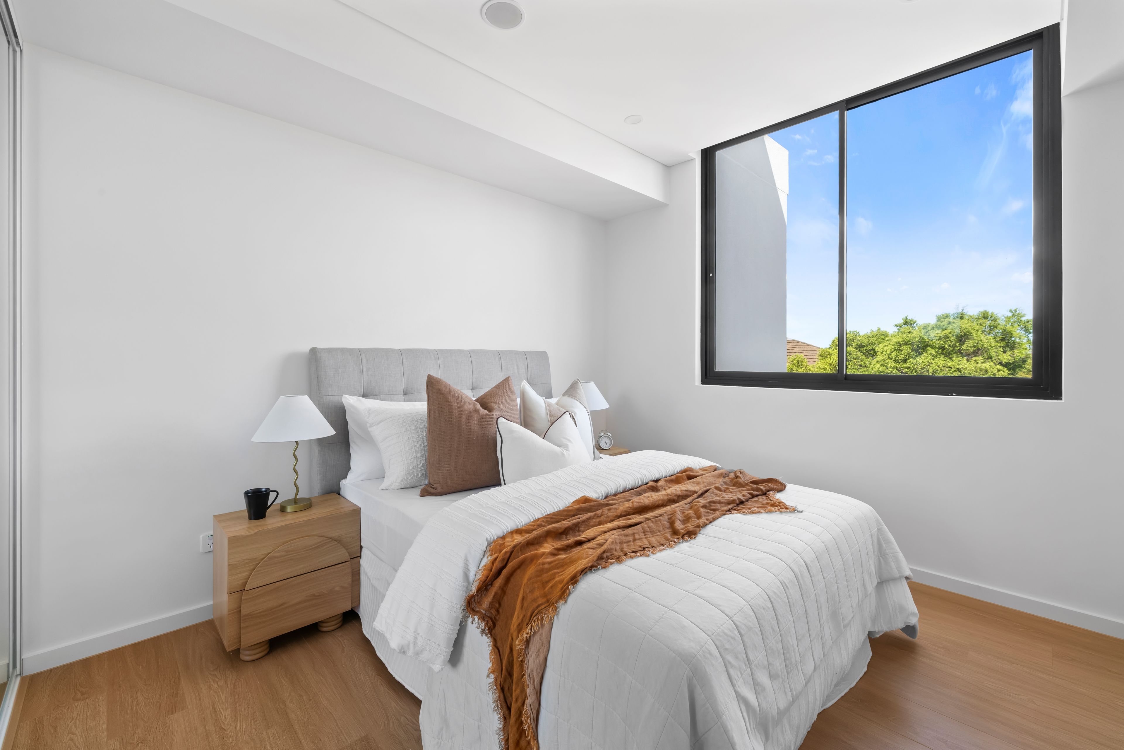 16-18 Elizabeth Street — photo 6 of 16
