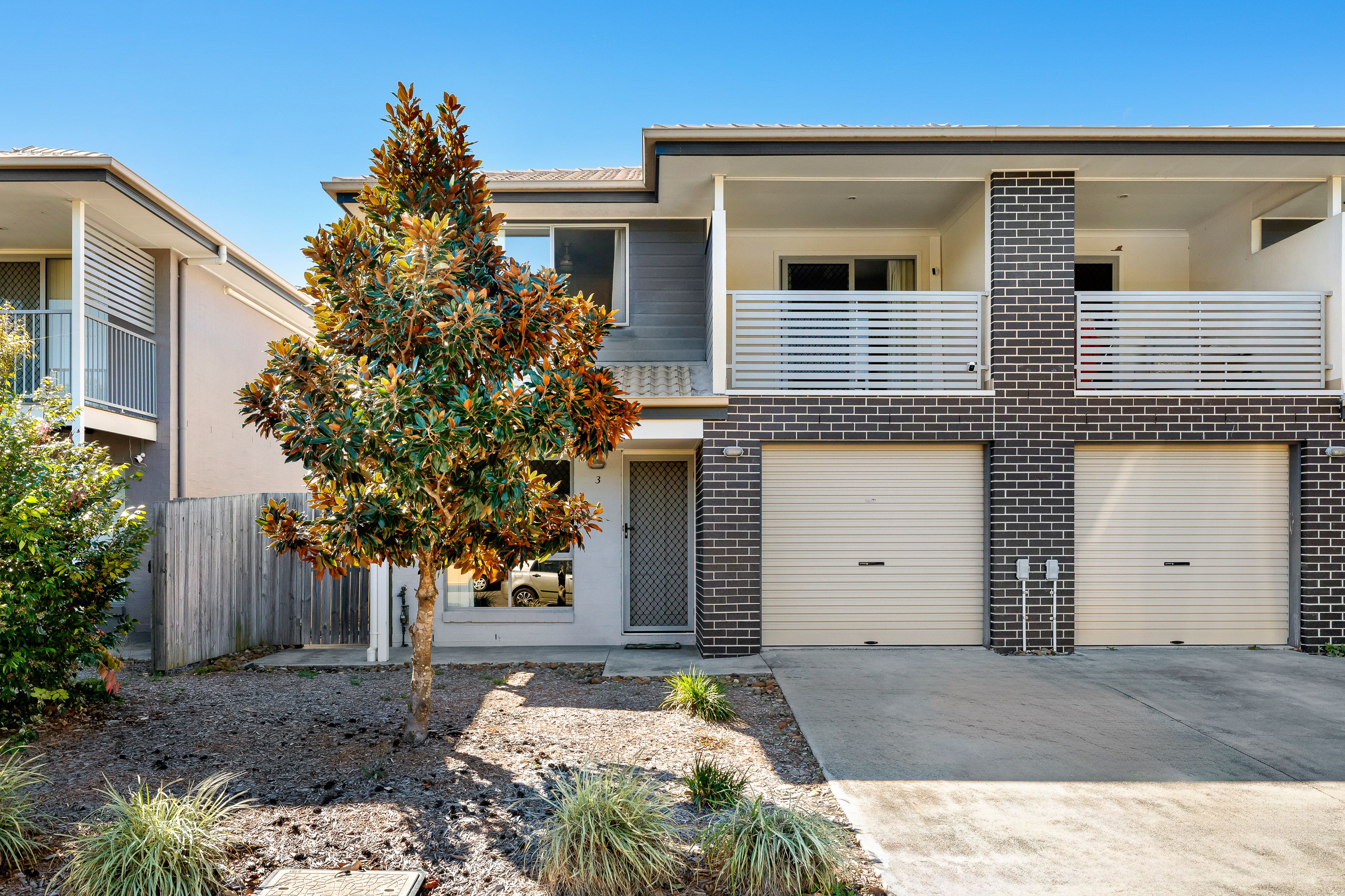 1 Mcauley Parade, Pacific Pines QLD 4211