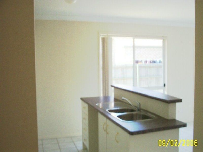 42 Pinewood Street, Wynnum West, QLD 4178