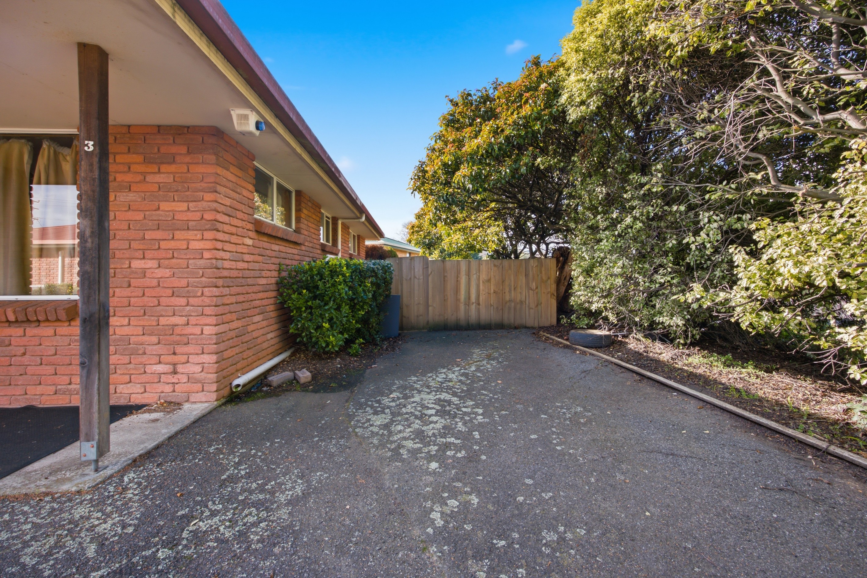 3/1-3 Newnham Close, Newnham, TAS 7248