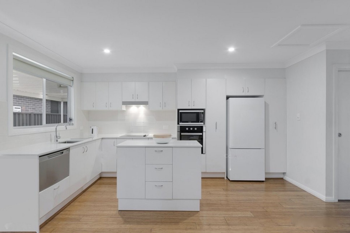 3 Reynolds Street, Spring Farm, NSW 2570