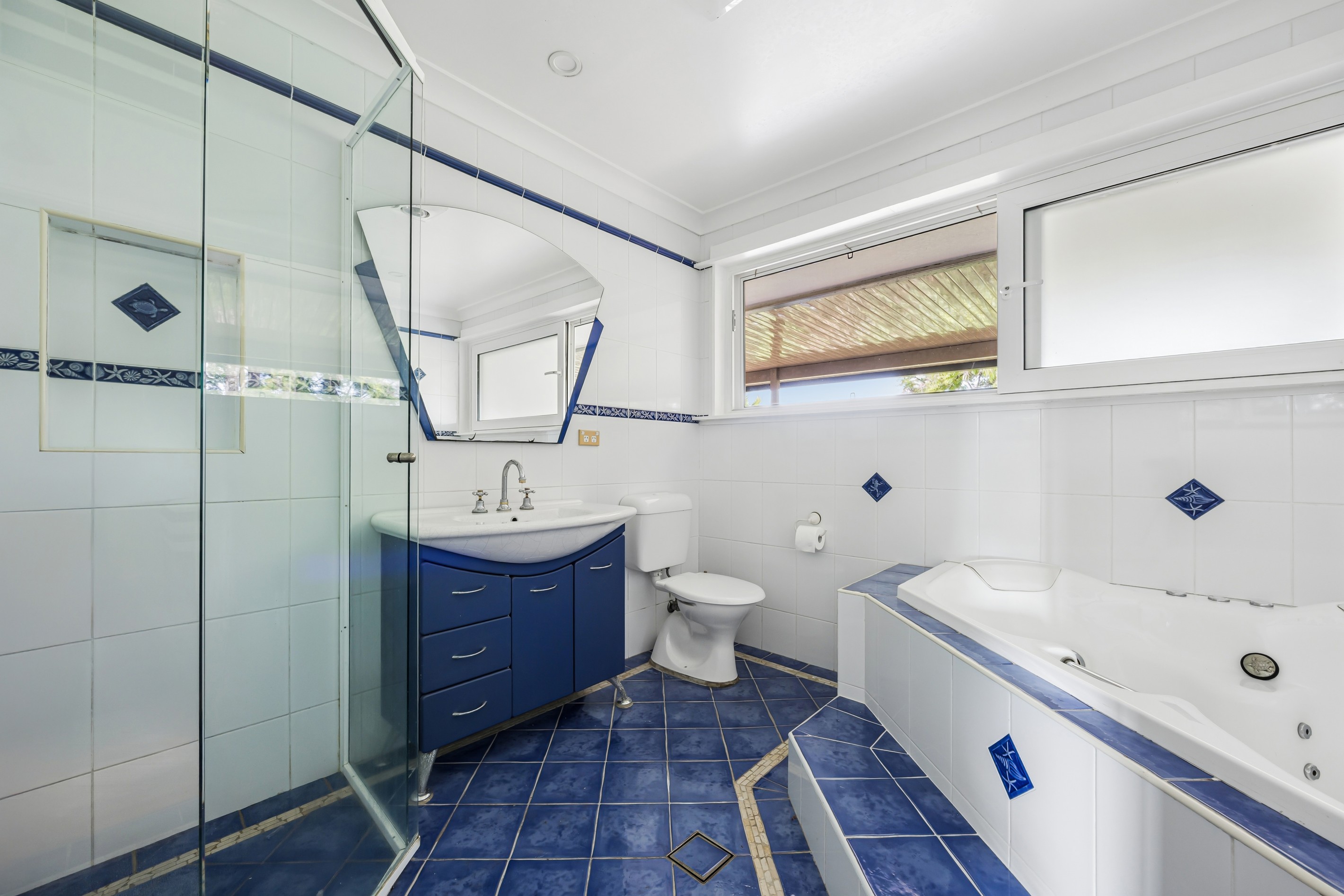82 Merindah Road, Baulkham Hills, NSW 2153