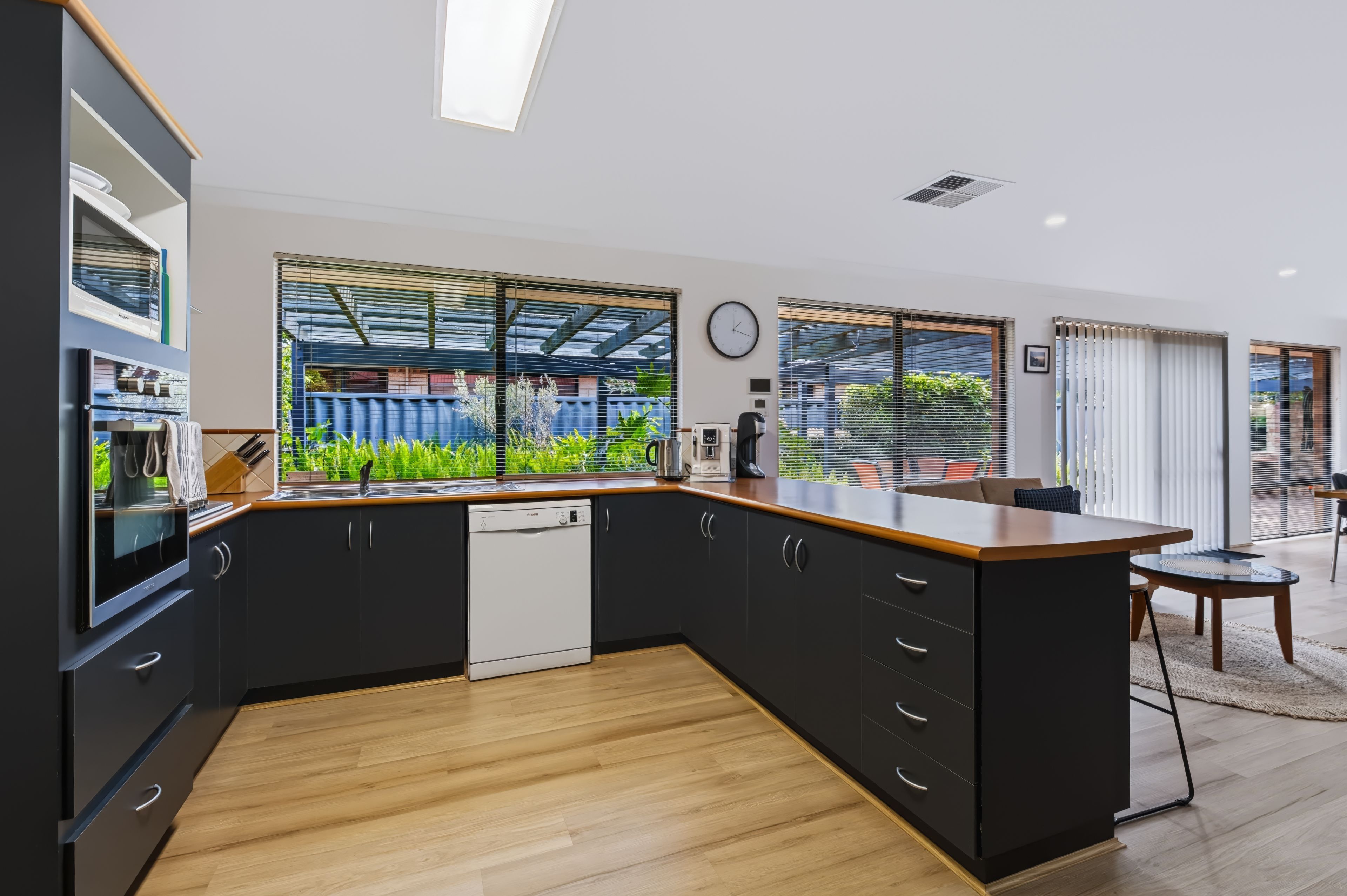 313 Bussell Highway — photo 3 of 30
