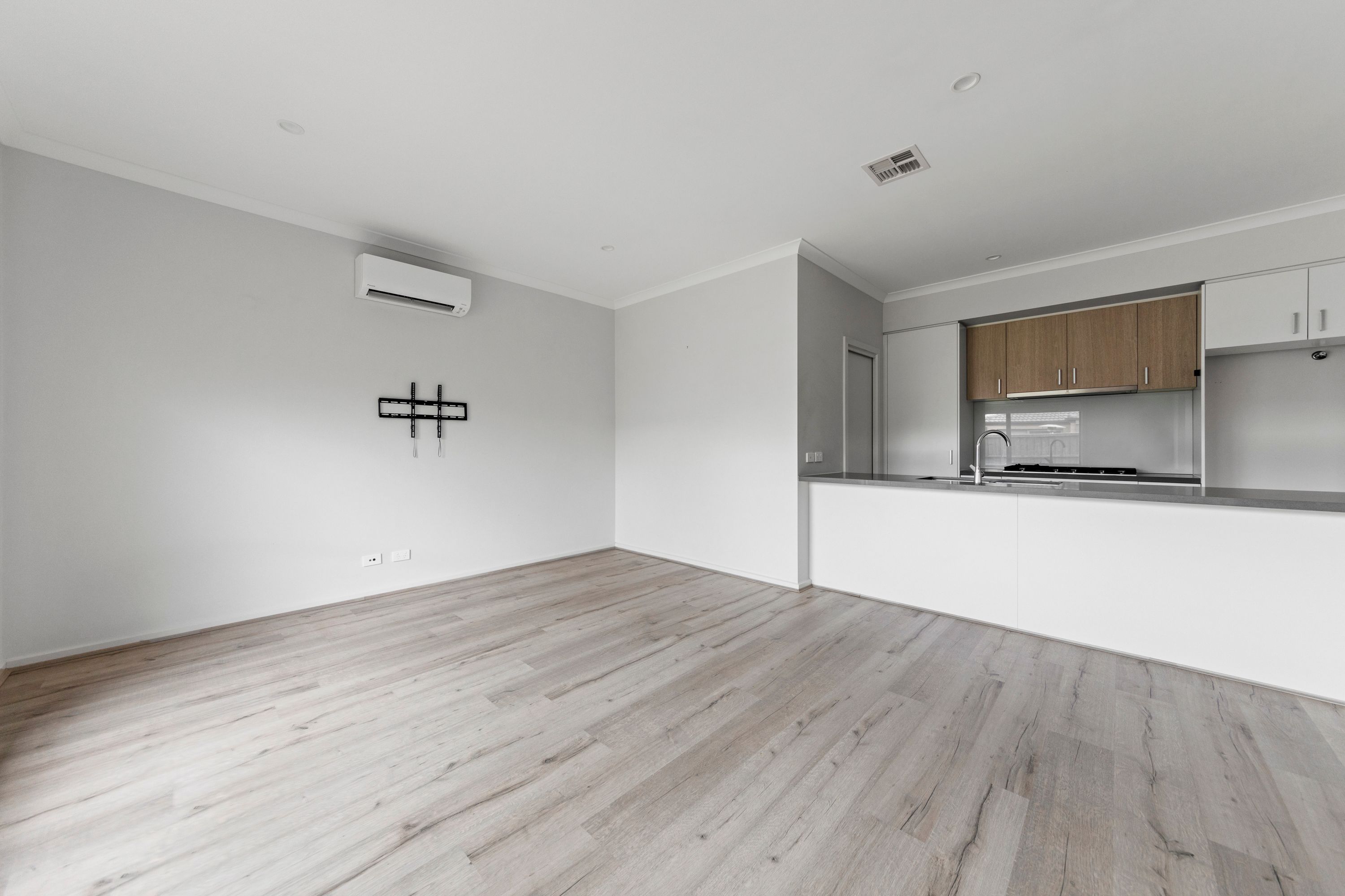 10 Grace Street — photo 8 of 30