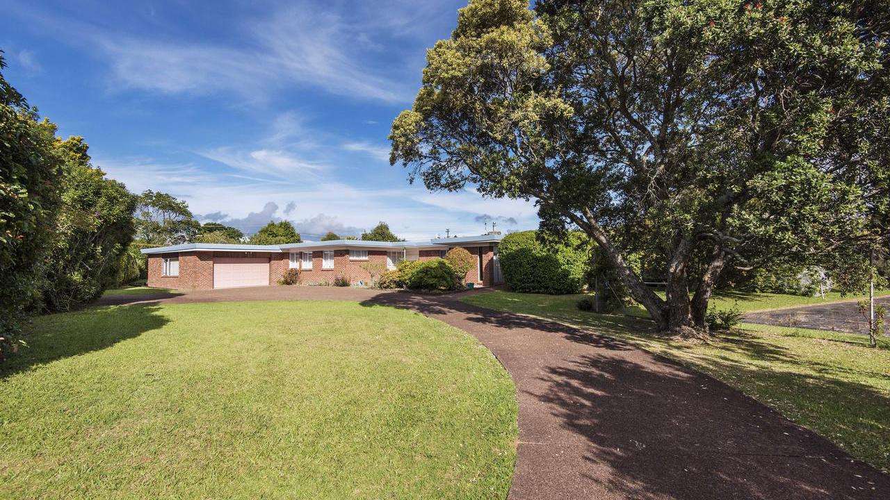 276 Te Atatu Road photo 0