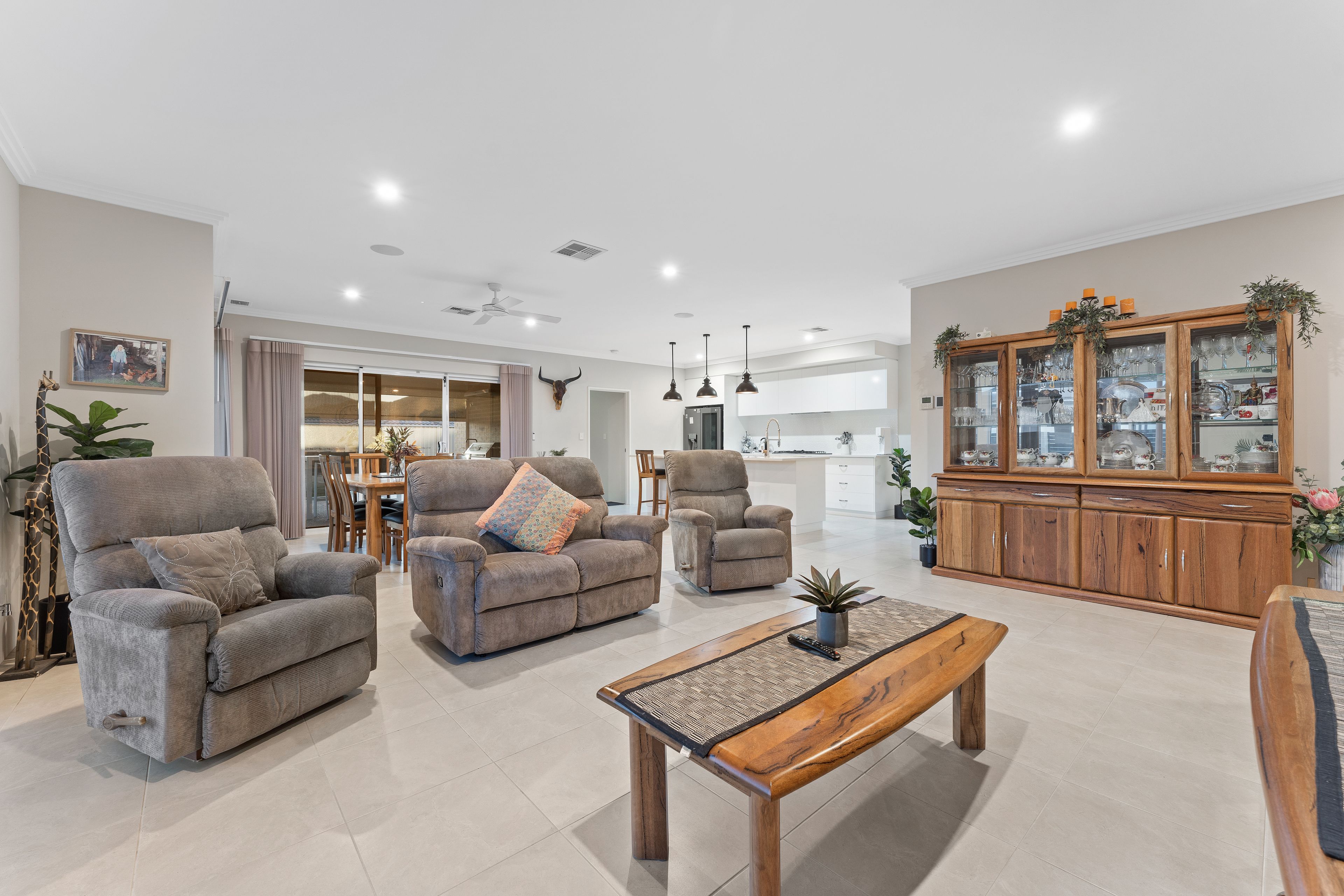 19 St James Drive, Baldivis, WA 6171 Sold House Ray White The Ialacci Group