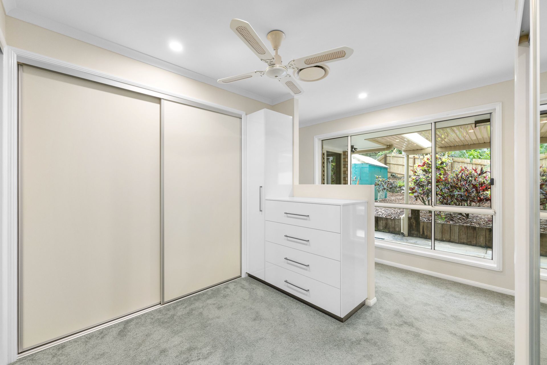 2/7 Mera Grove — photo 10 of 14
