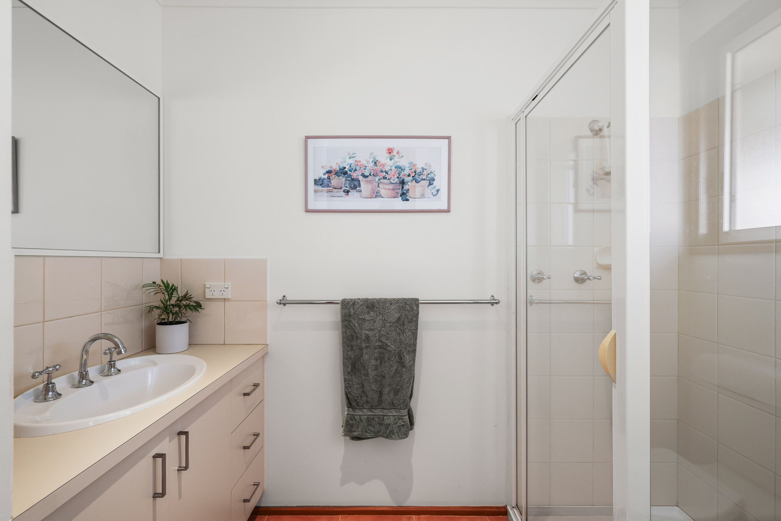 12 Hereward Close — photo 16 of 26