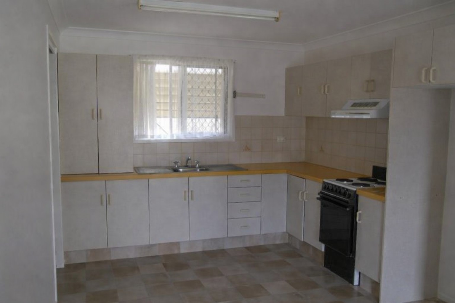 1/3 Beauaraba Street, Pittsworth, QLD 4356