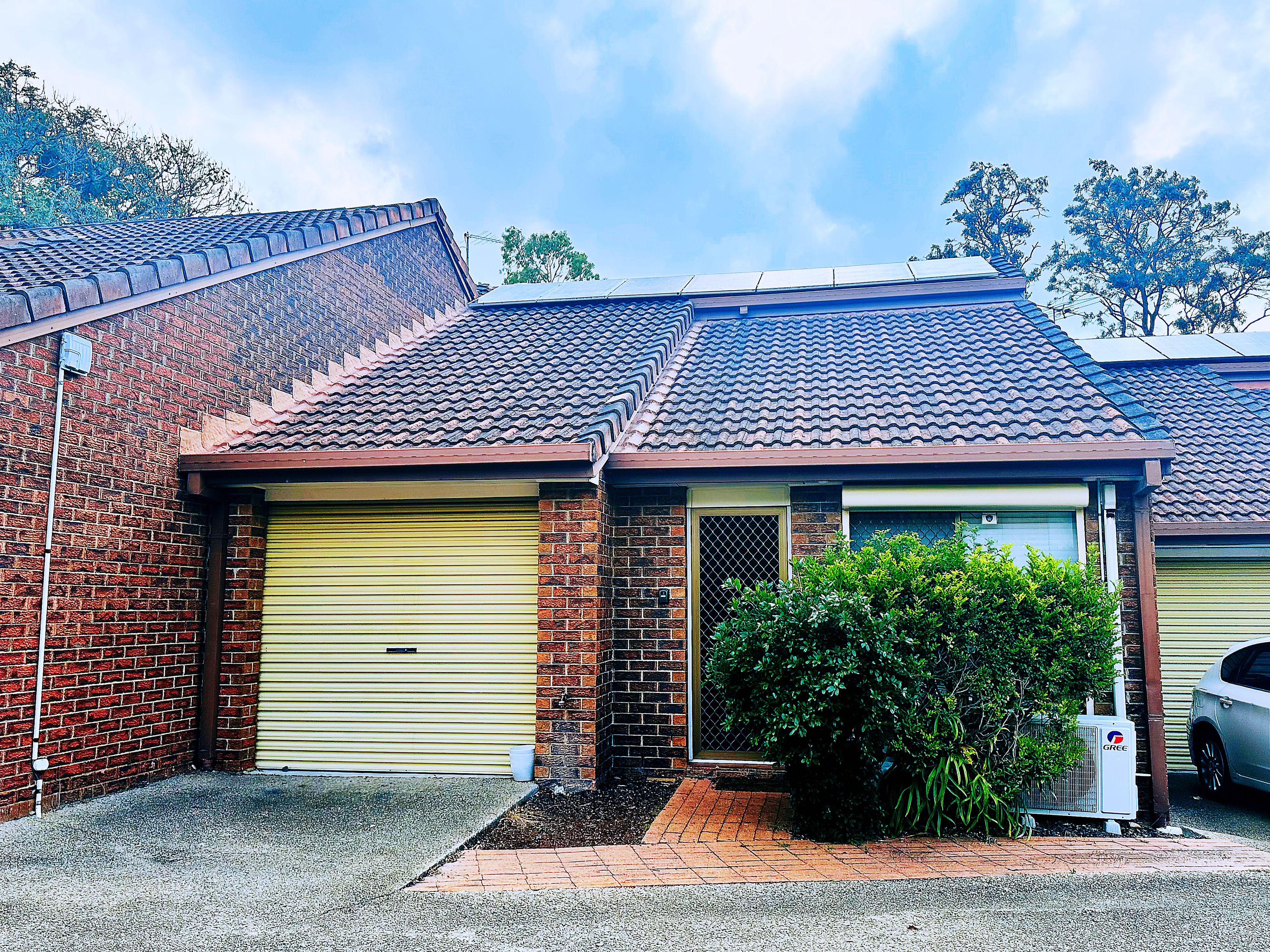 93-95 Barbaralla Drive, Springwood QLD 4127