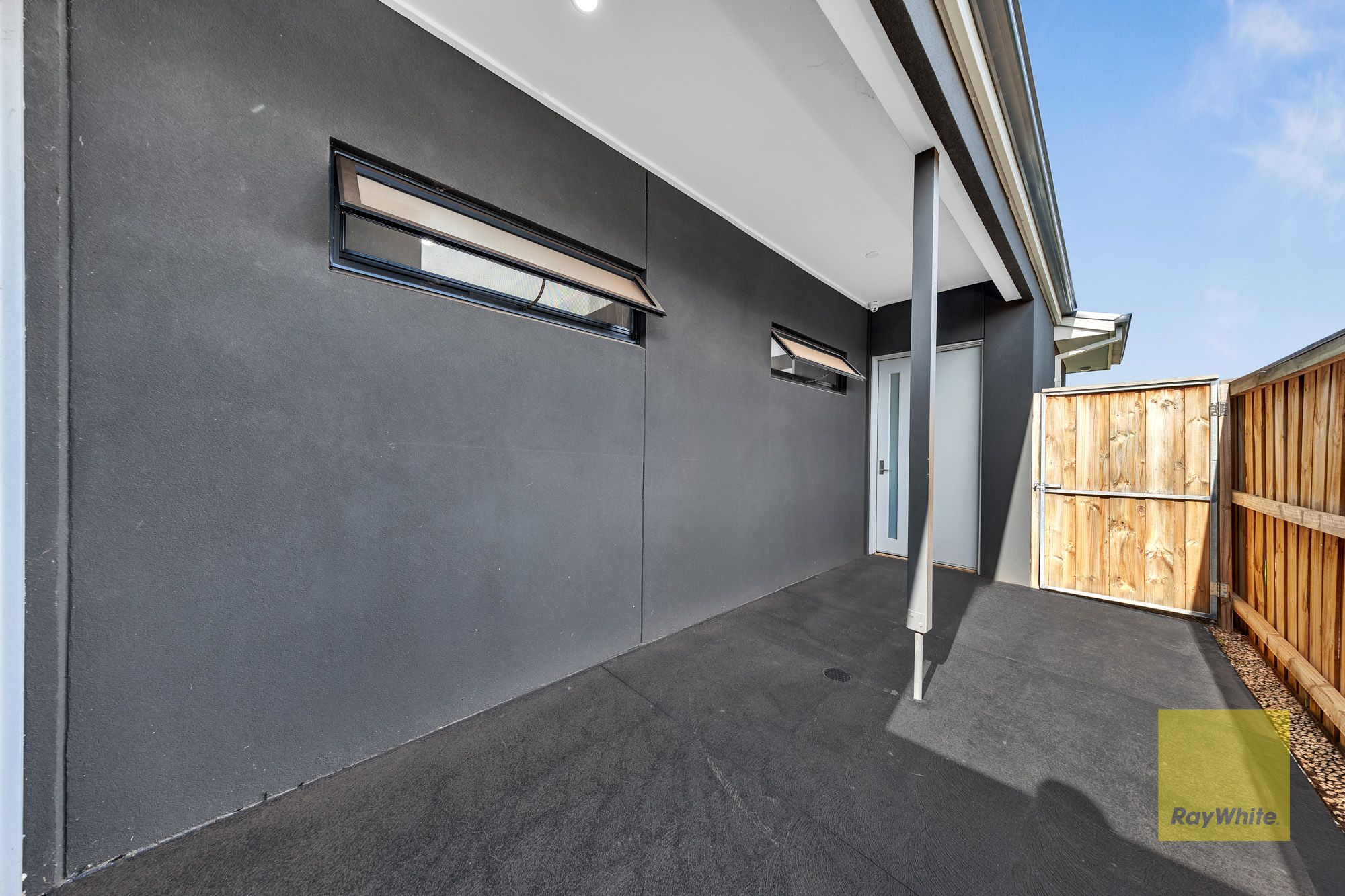 3 Dugan Street — photo 10 of 11