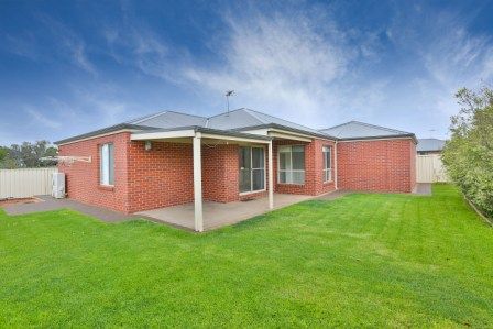 17 Christian Court, Mildura, VIC 3500
