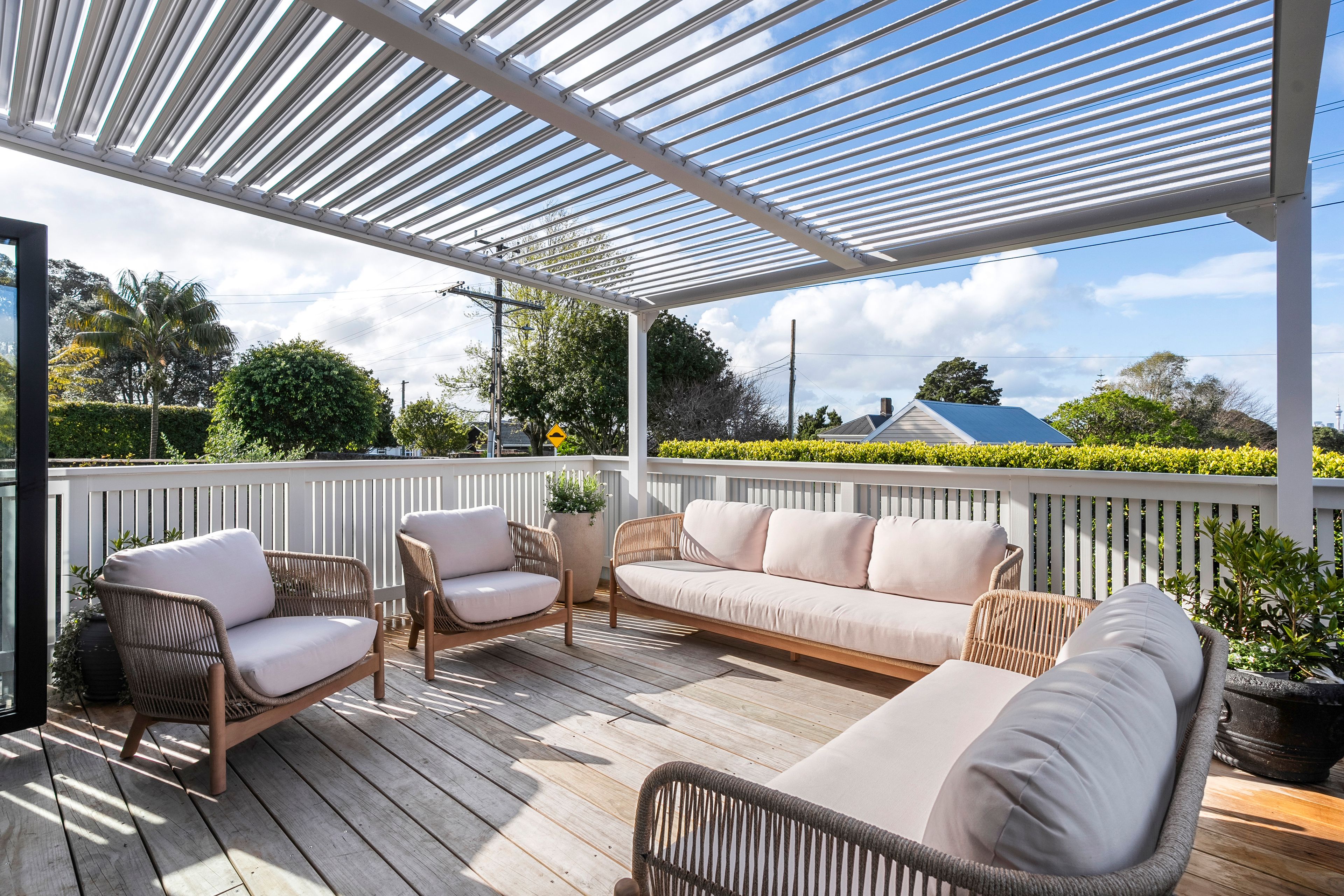 25 Alexis Avenue, Mount Albert, Auckland City 1025 Sold House Ray